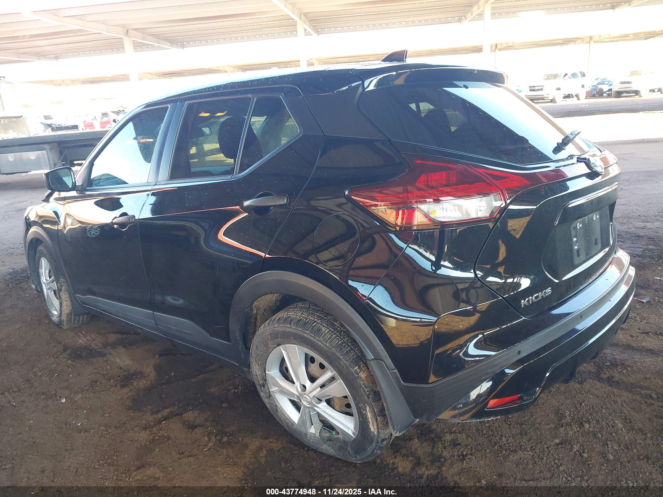 NISSAN KICKS image 6
