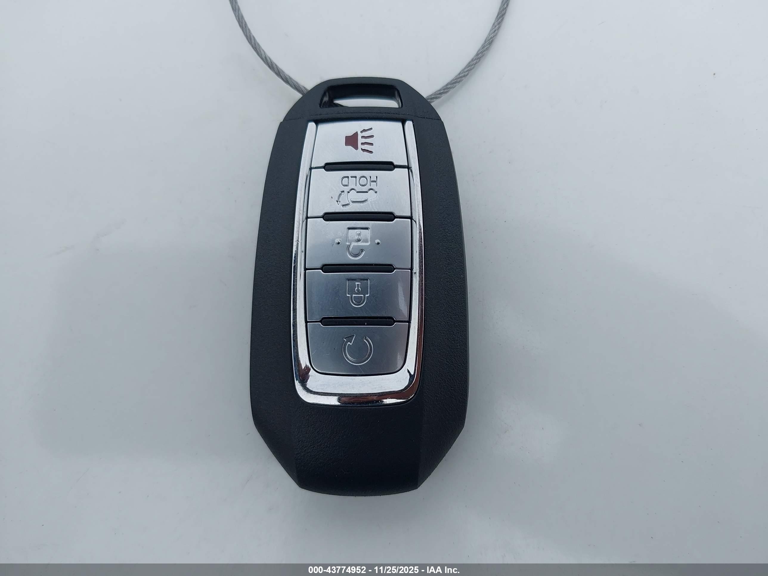 INFINITI Q50 image 11