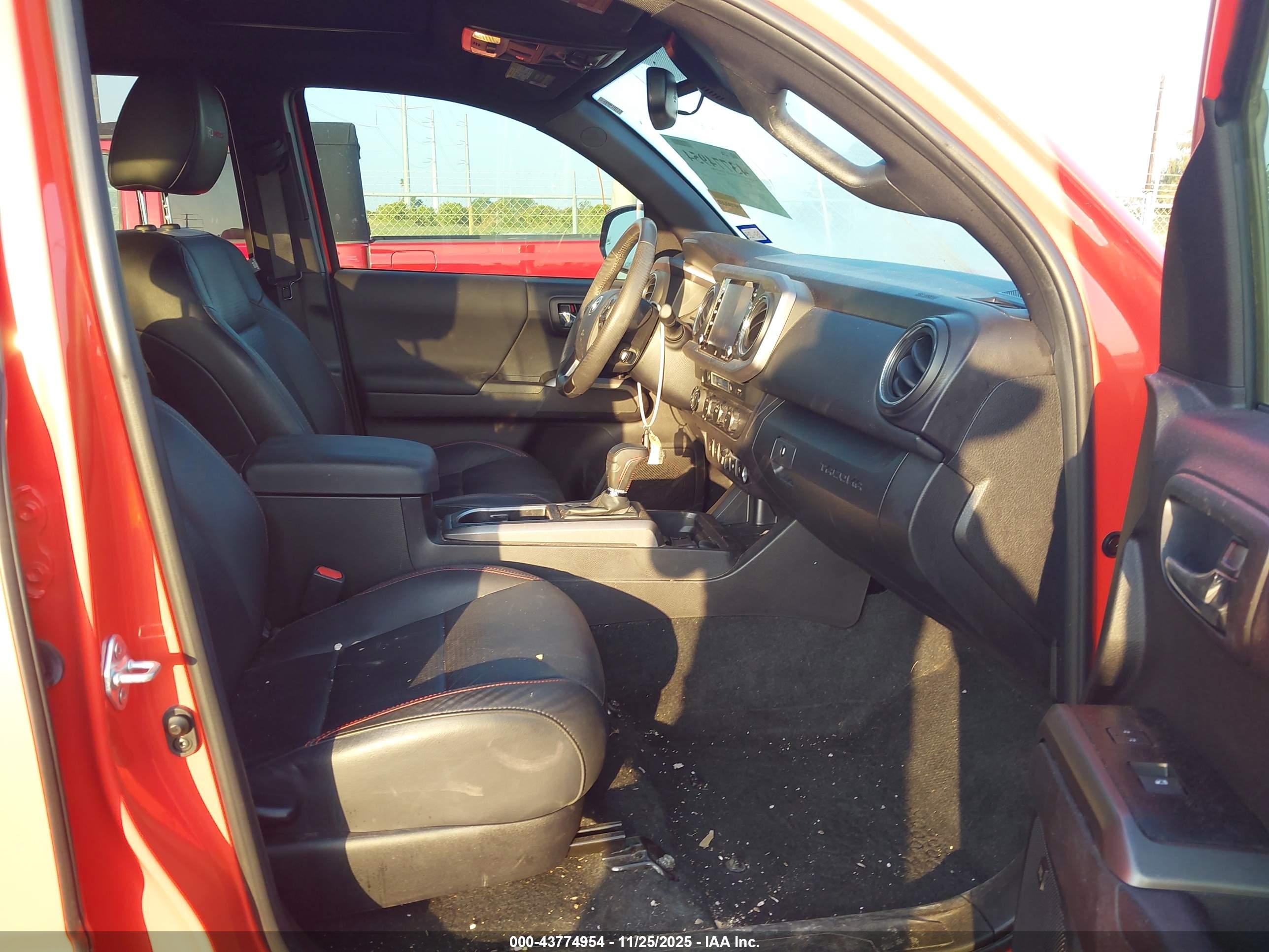 TOYOTA TACOMA image 5