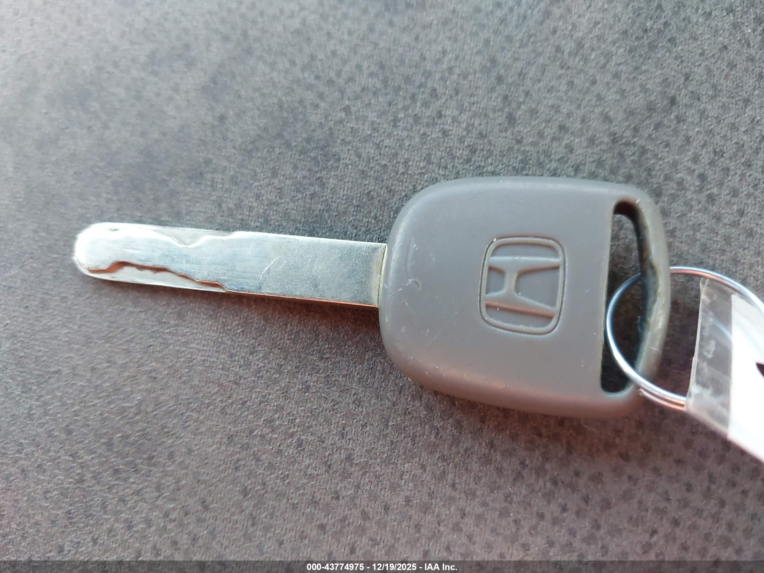 HONDA CIVIC image 11