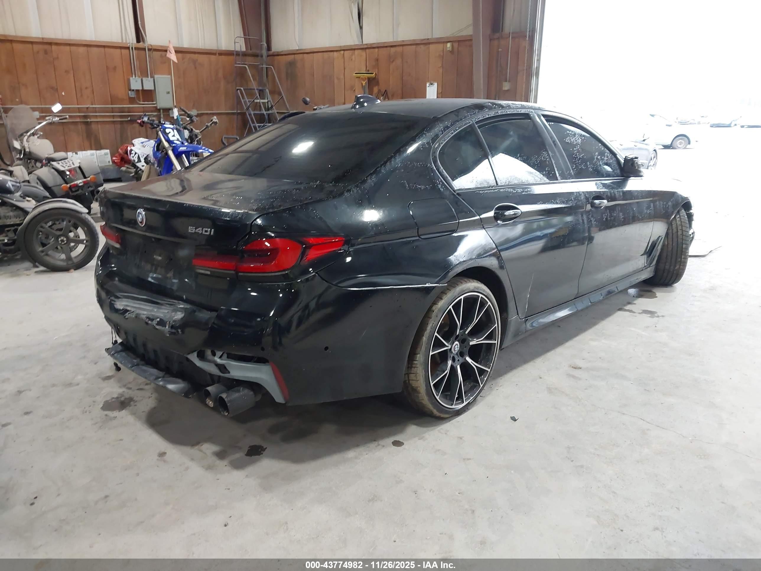 BMW 540I image 4