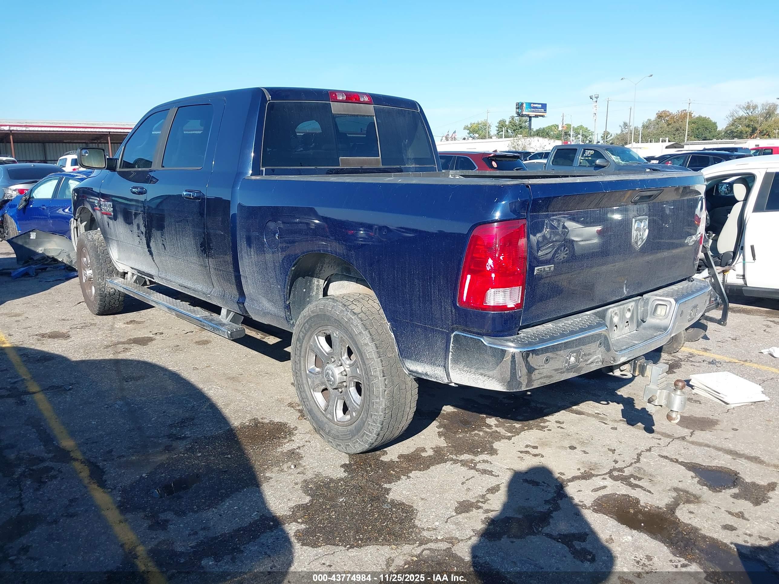 RAM 2500 image 3