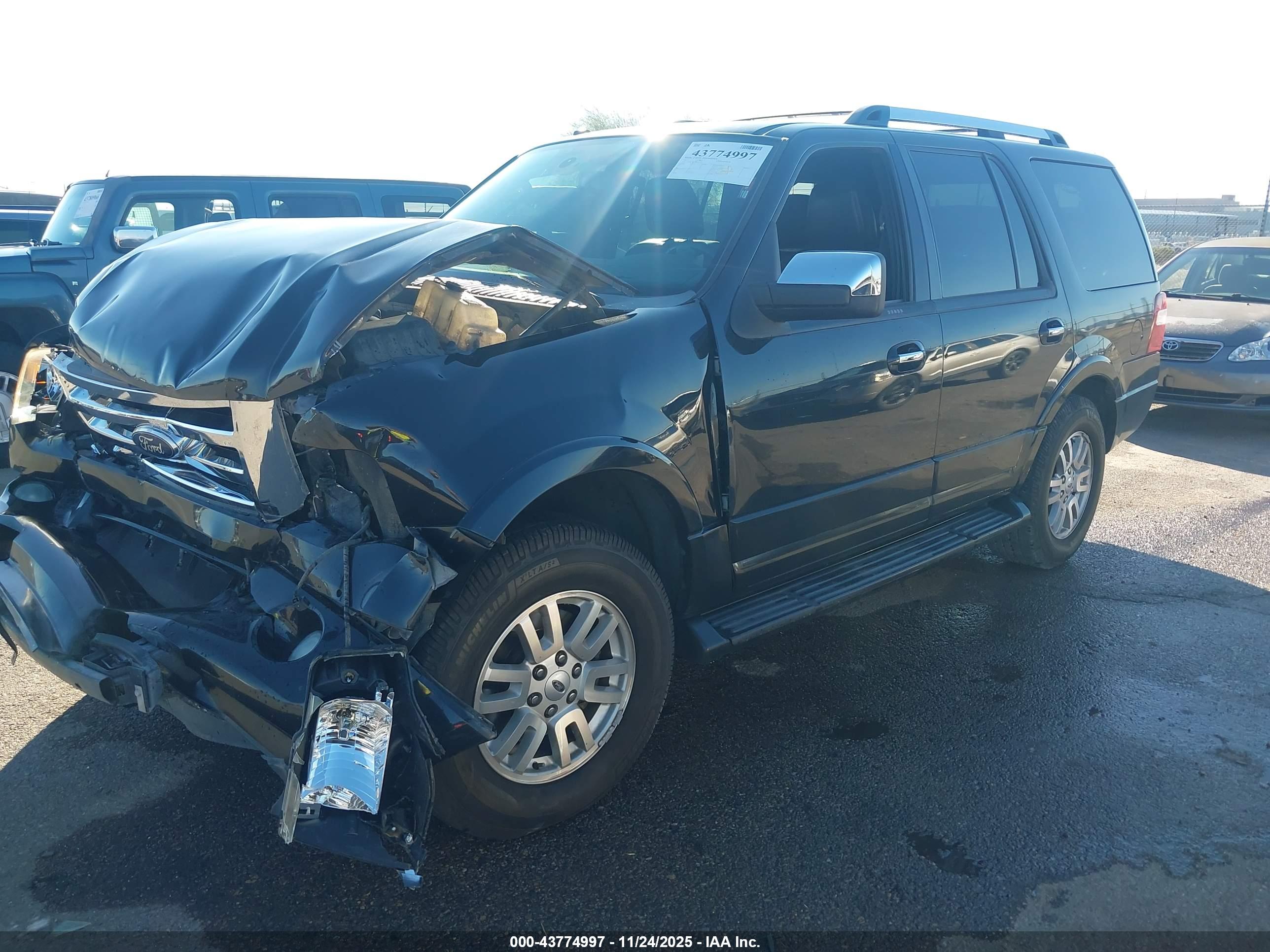 FORD EXPEDITION image 2