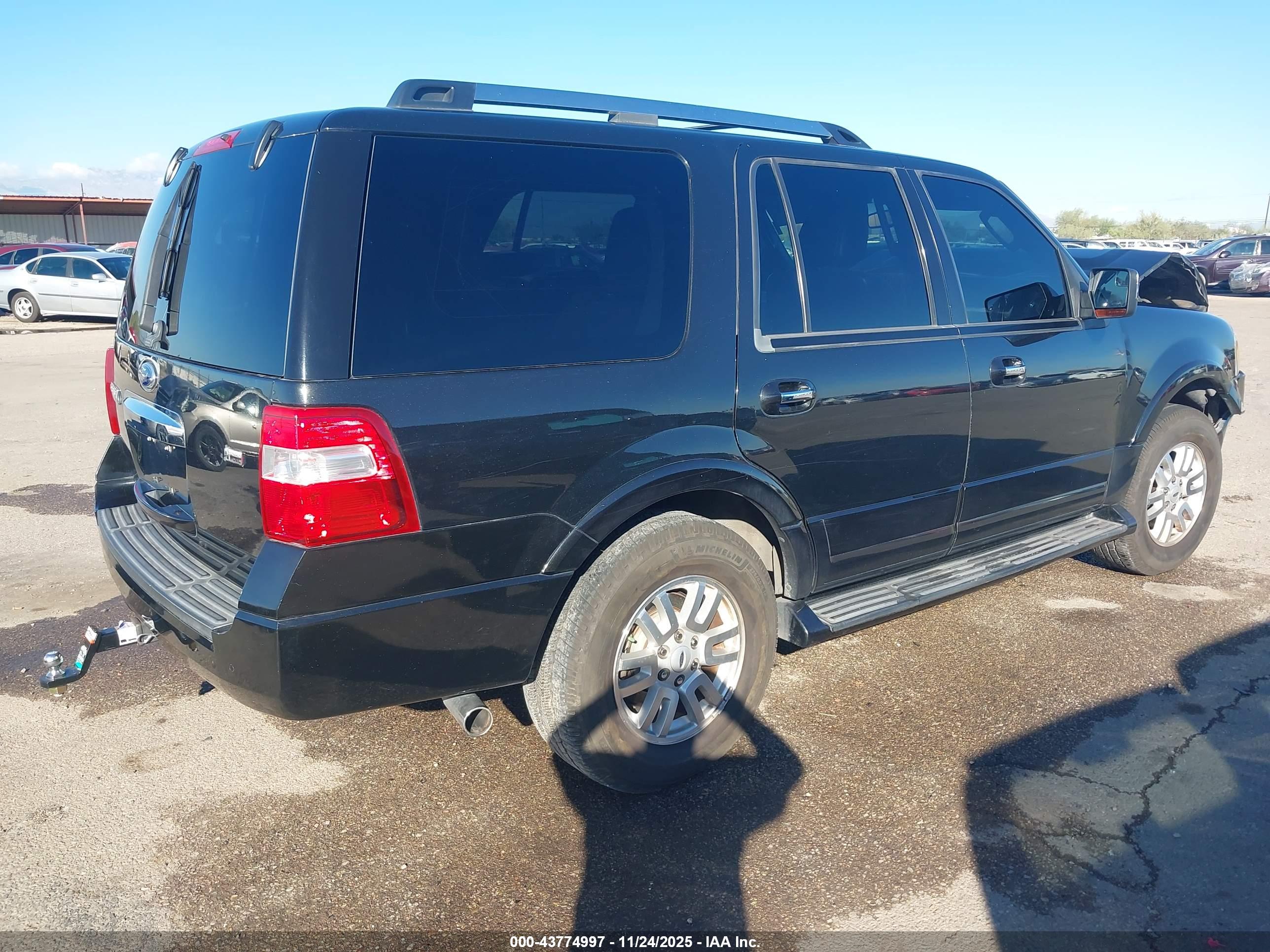 FORD EXPEDITION image 4