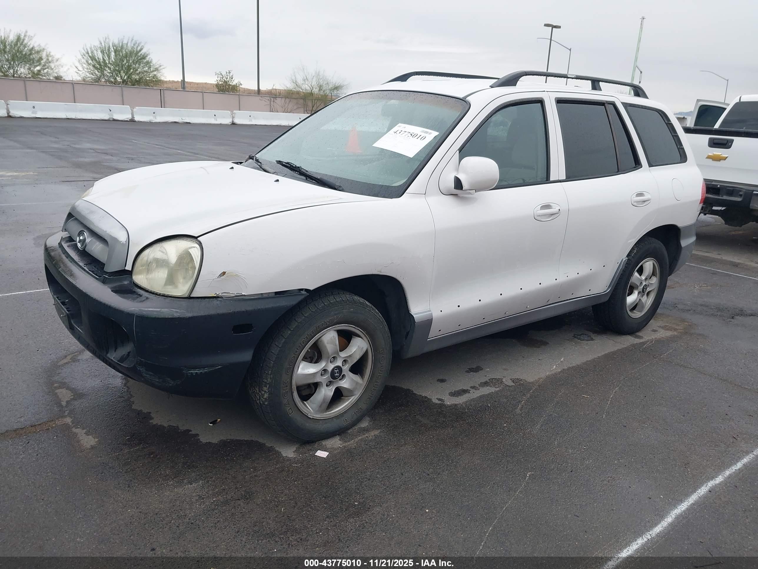 HYUNDAI SANTA image 6