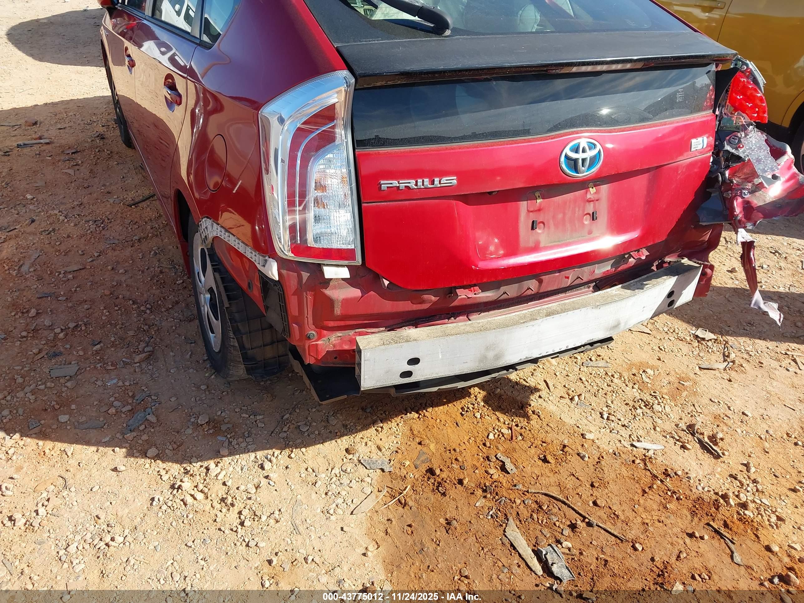 TOYOTA PRIUS image 6