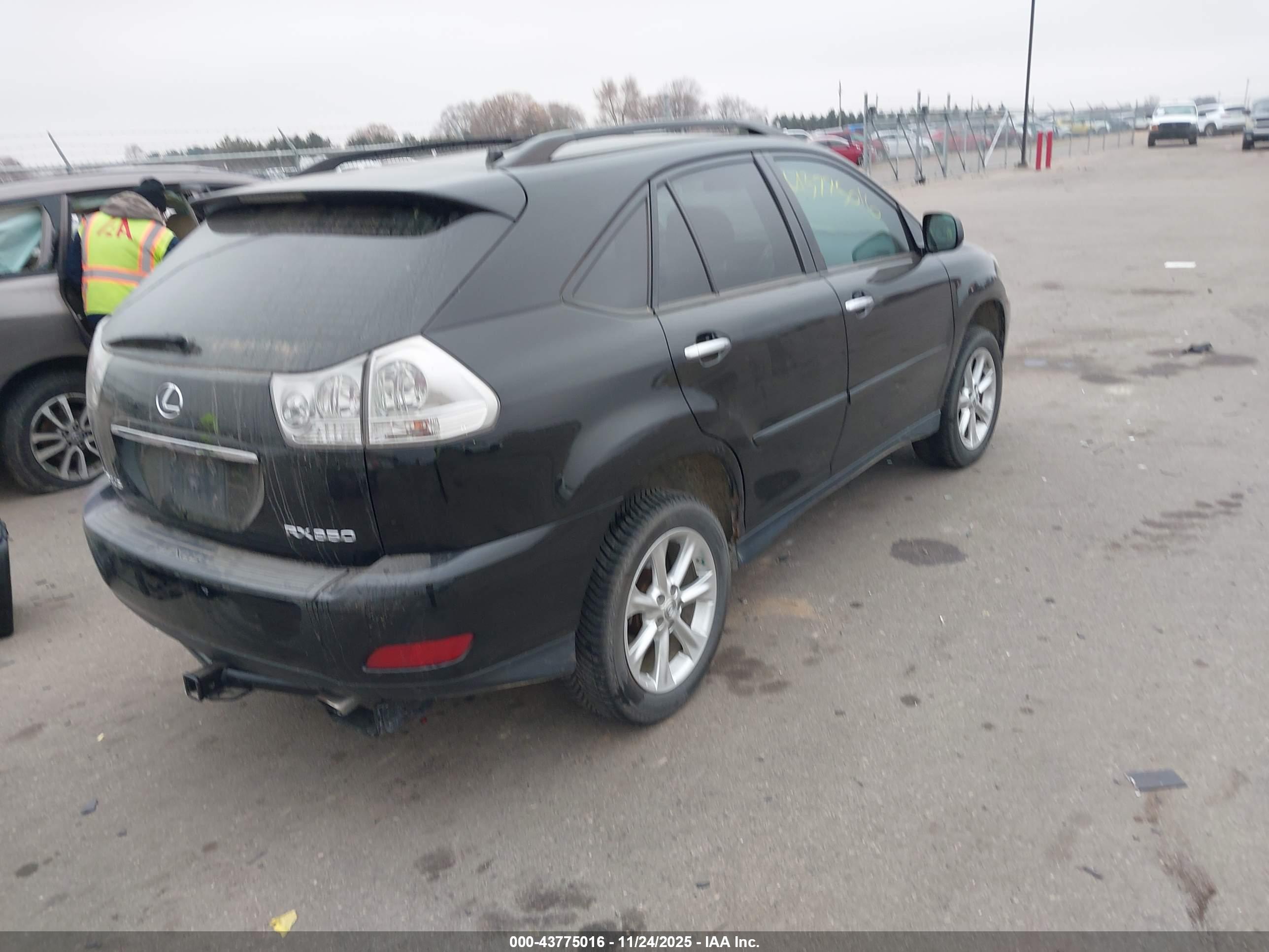 LEXUS RX image 4