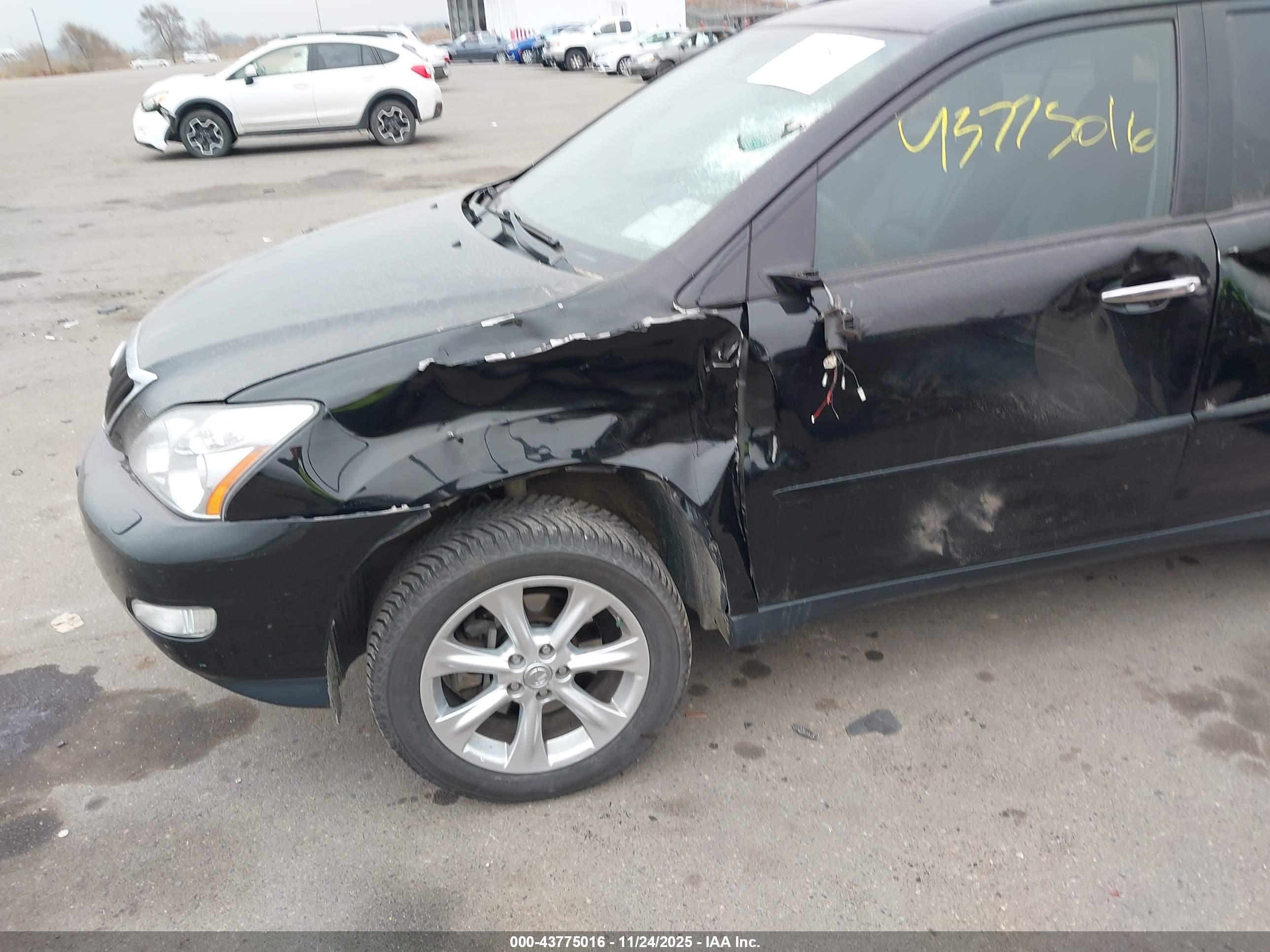 LEXUS RX image 6