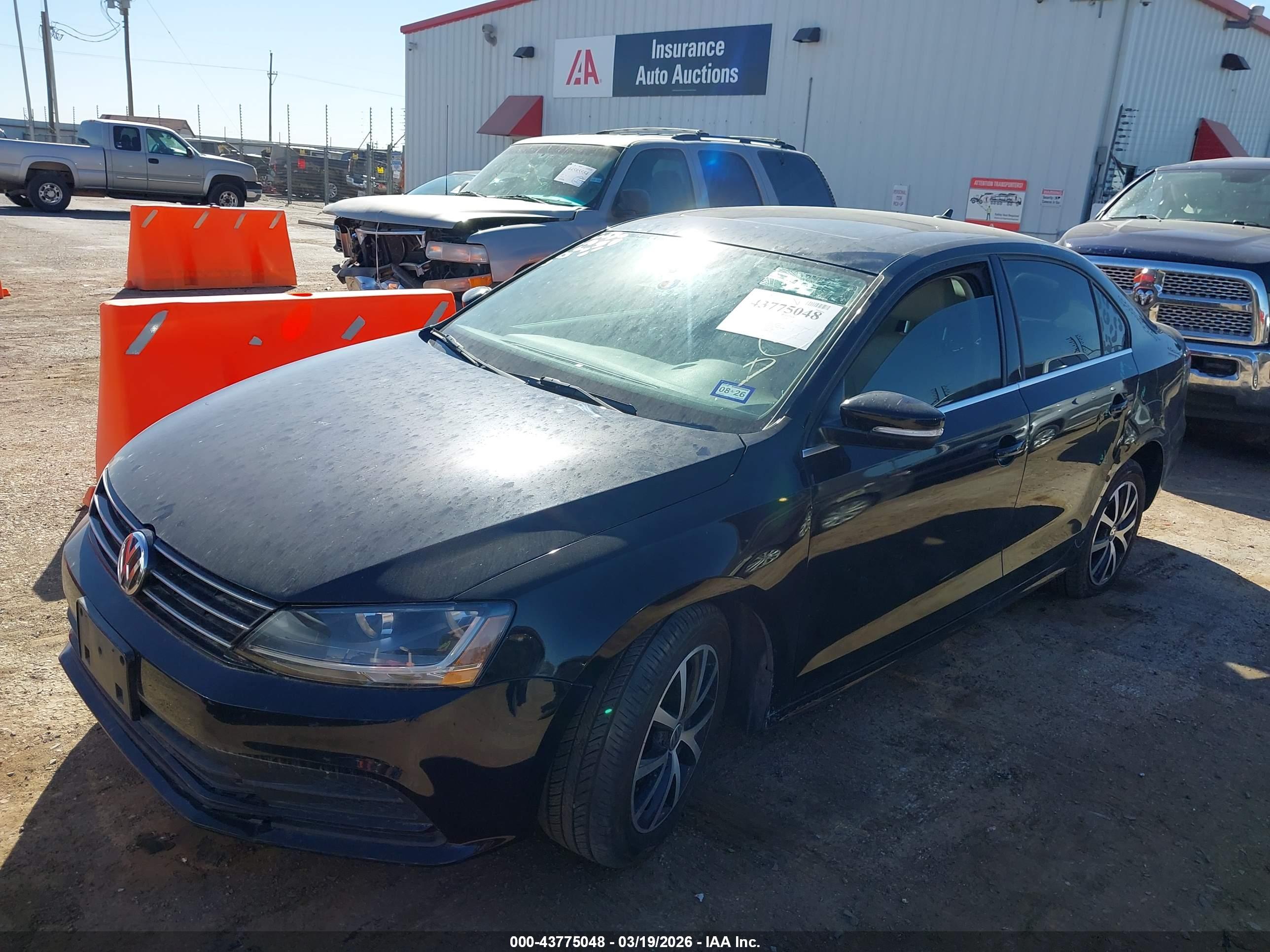 VOLKSWAGEN JETTA image 2