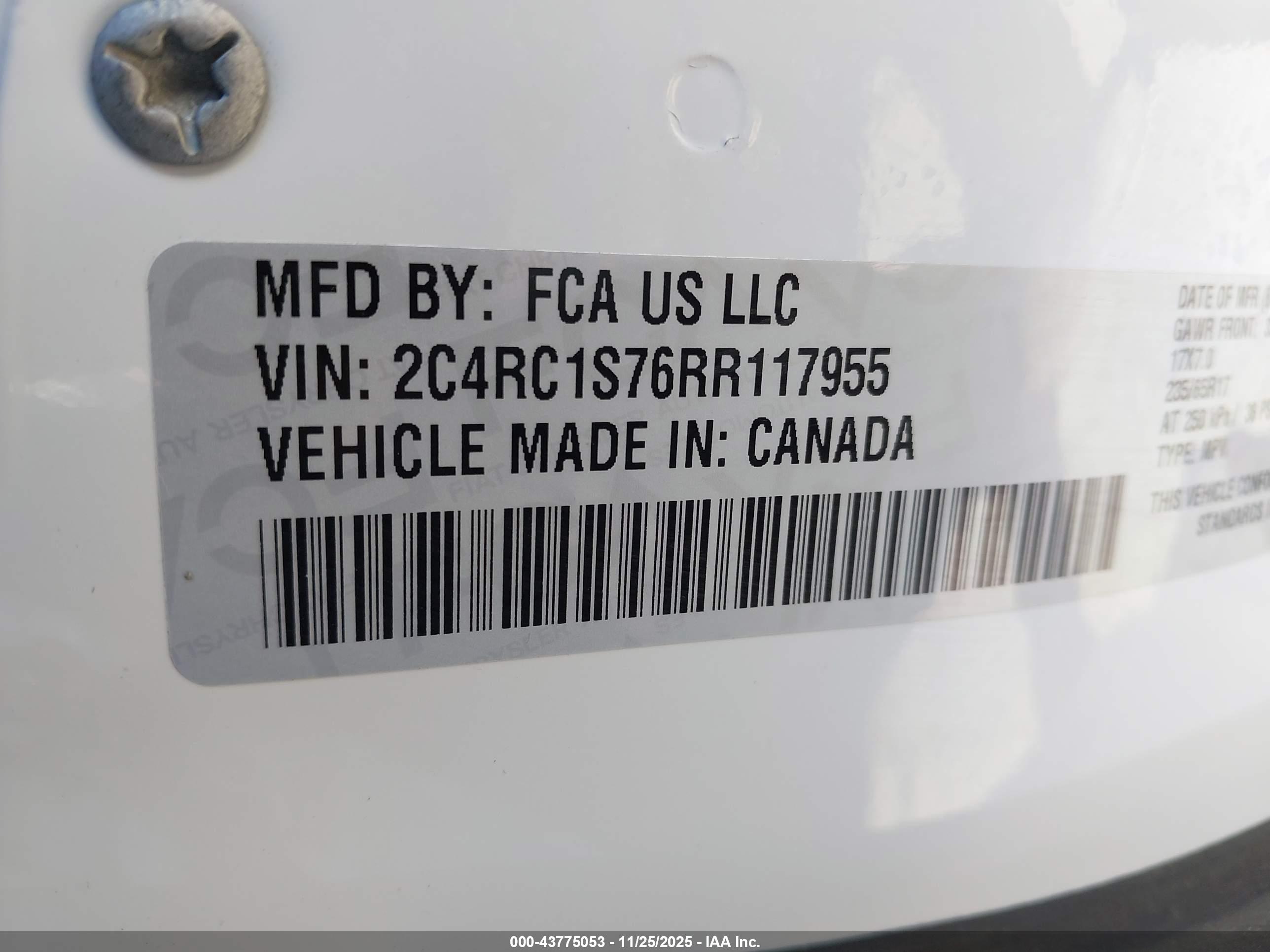 CHRYSLER PACIFICA image 9