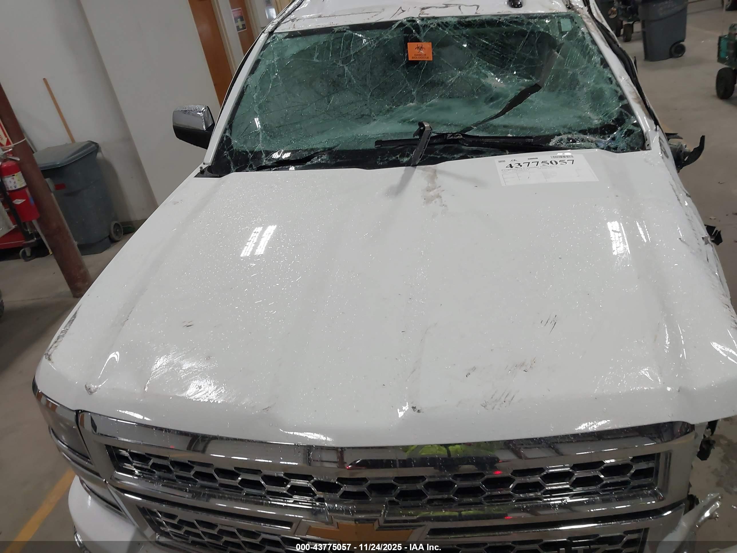 CHEVROLET SILVERADO image 10