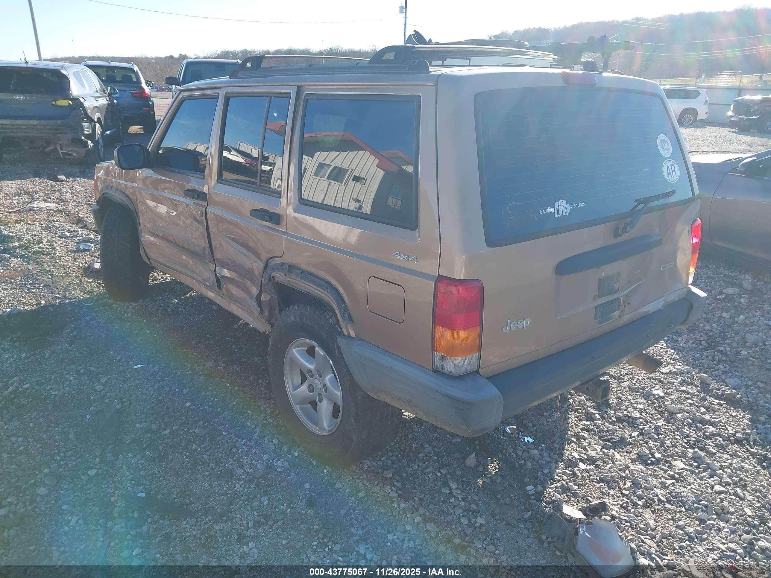 JEEP CHEROKEE image 3