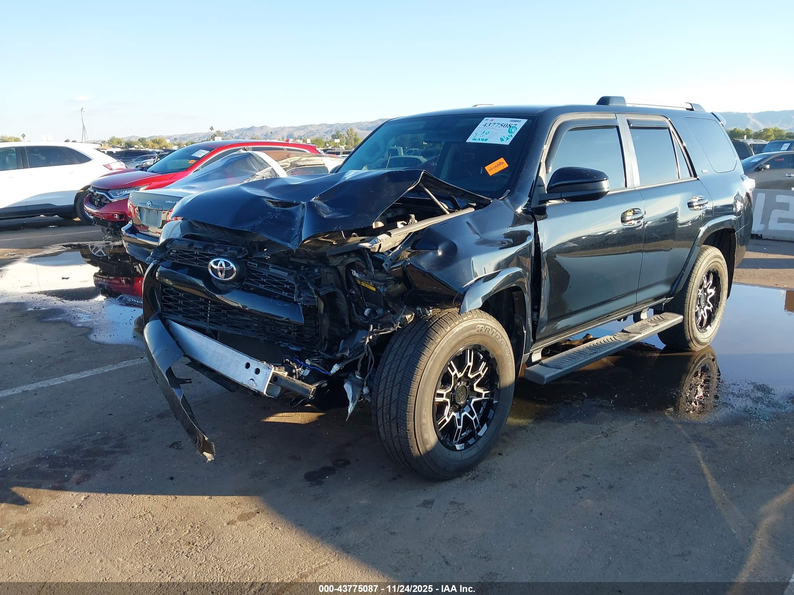 TOYOTA 4RUNNER image 6