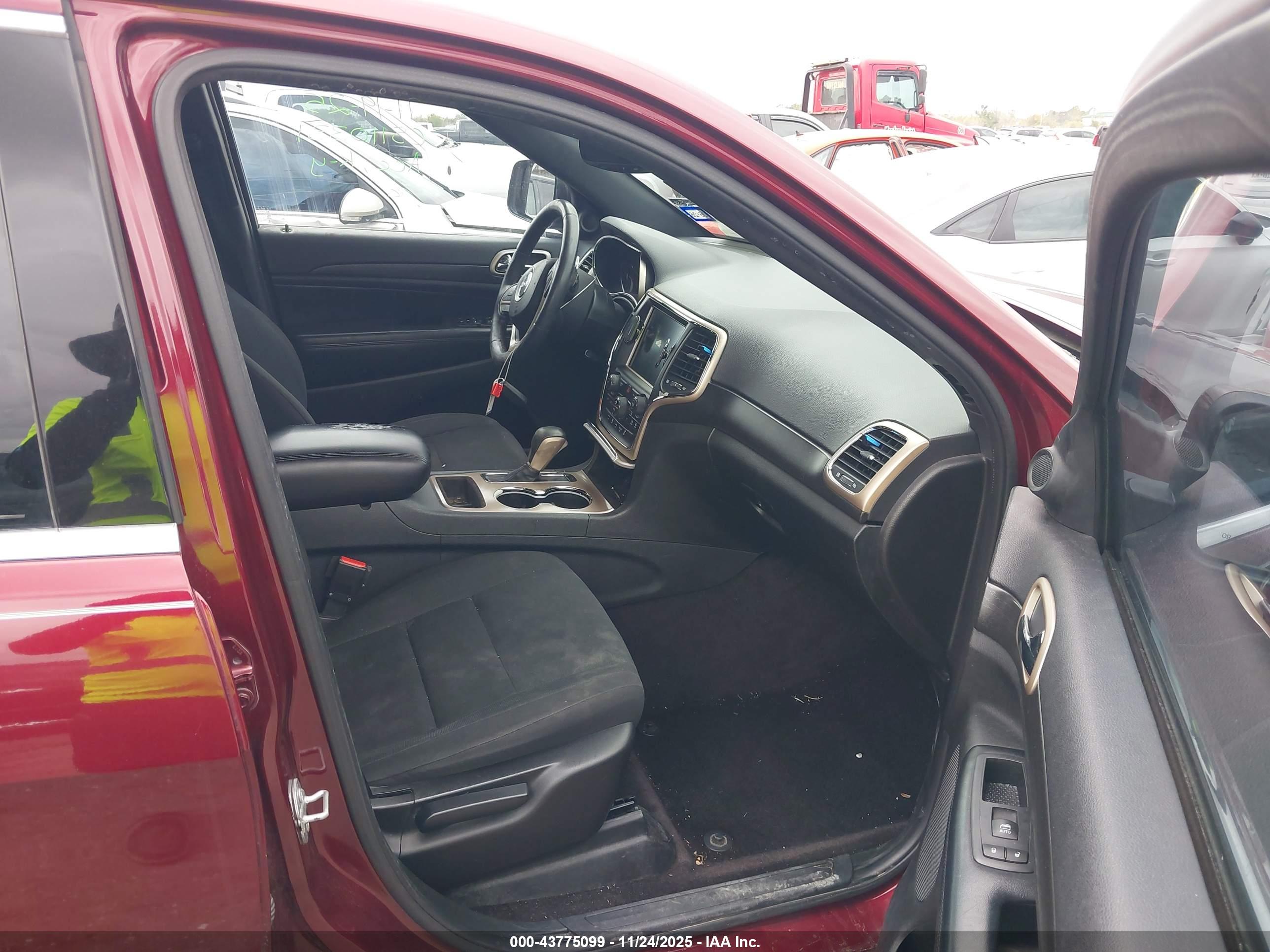 JEEP GRAND image 5