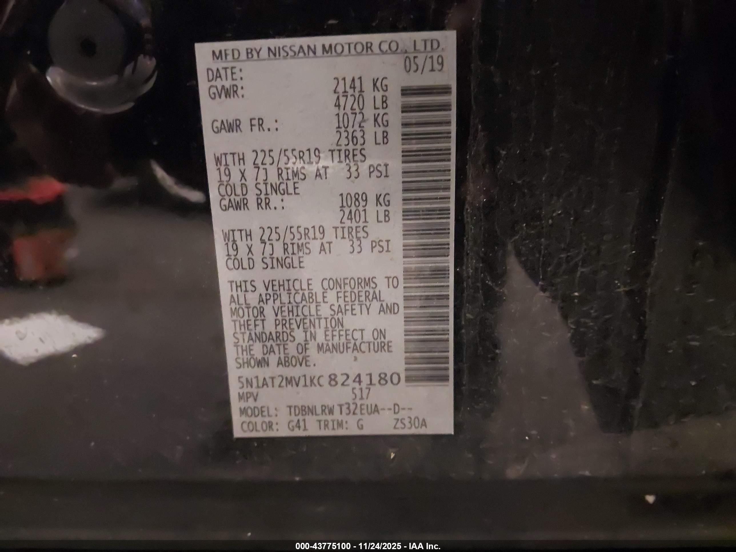 NISSAN ROGUE image 9