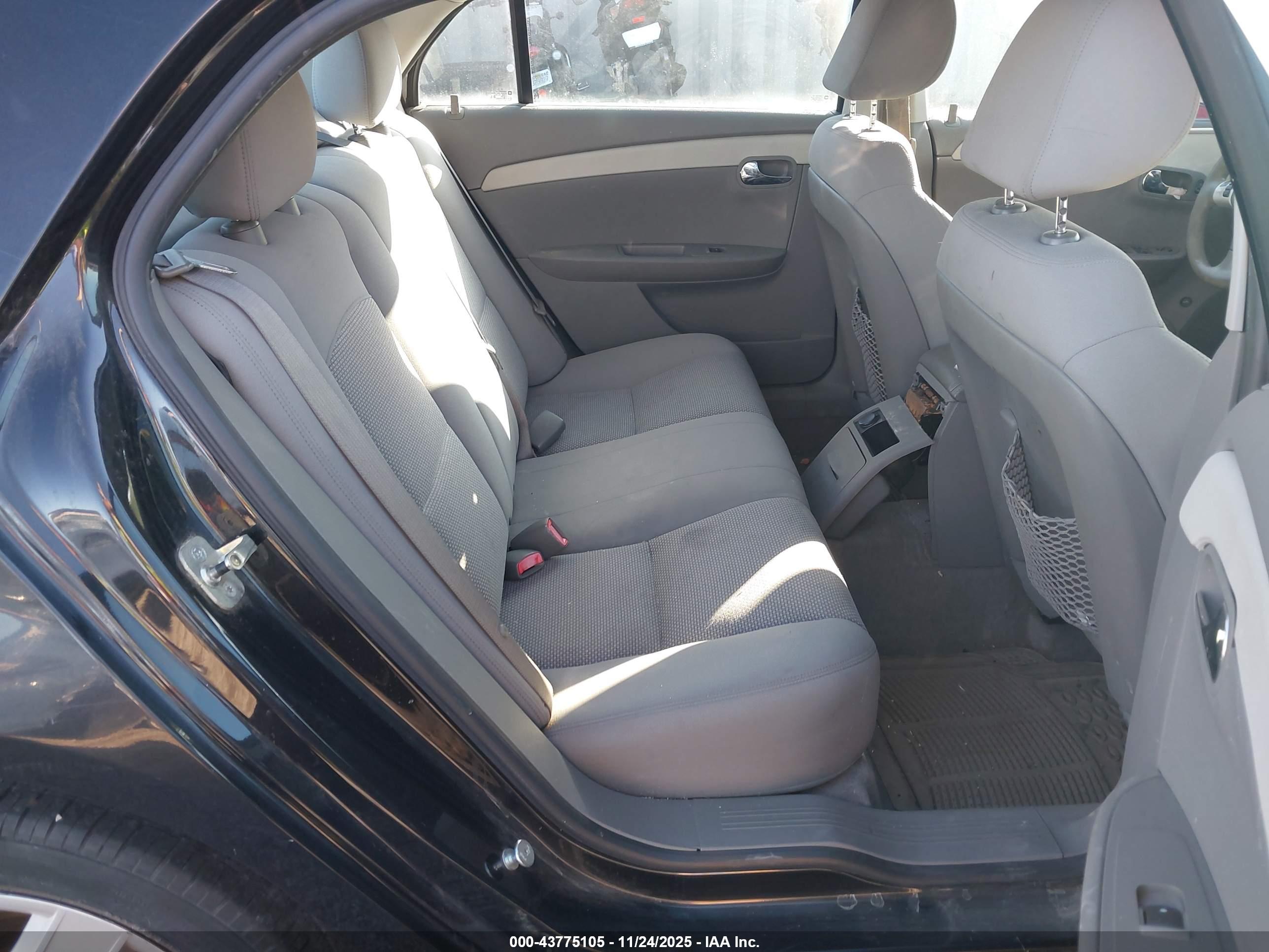 CHEVROLET MALIBU image 8