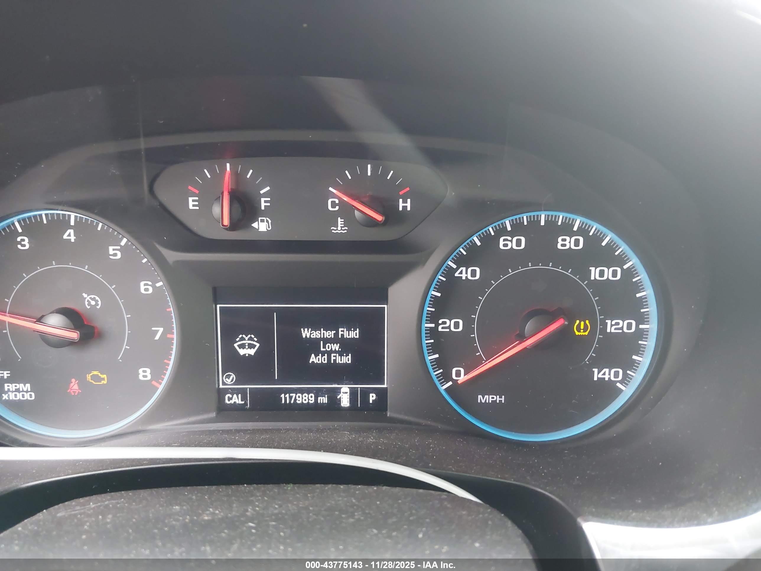 CHEVROLET TRAVERSE image 7