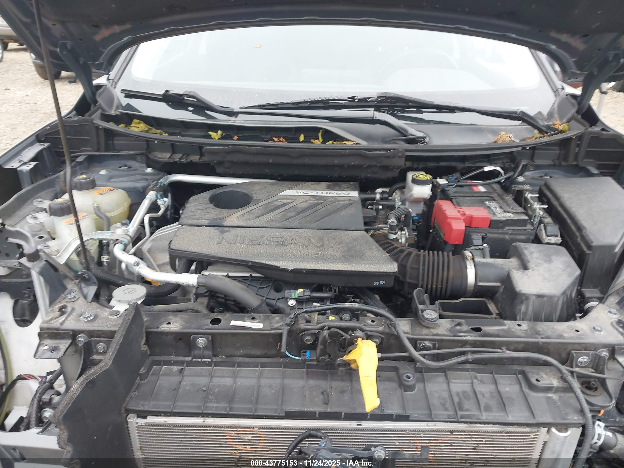 NISSAN ROGUE image 10