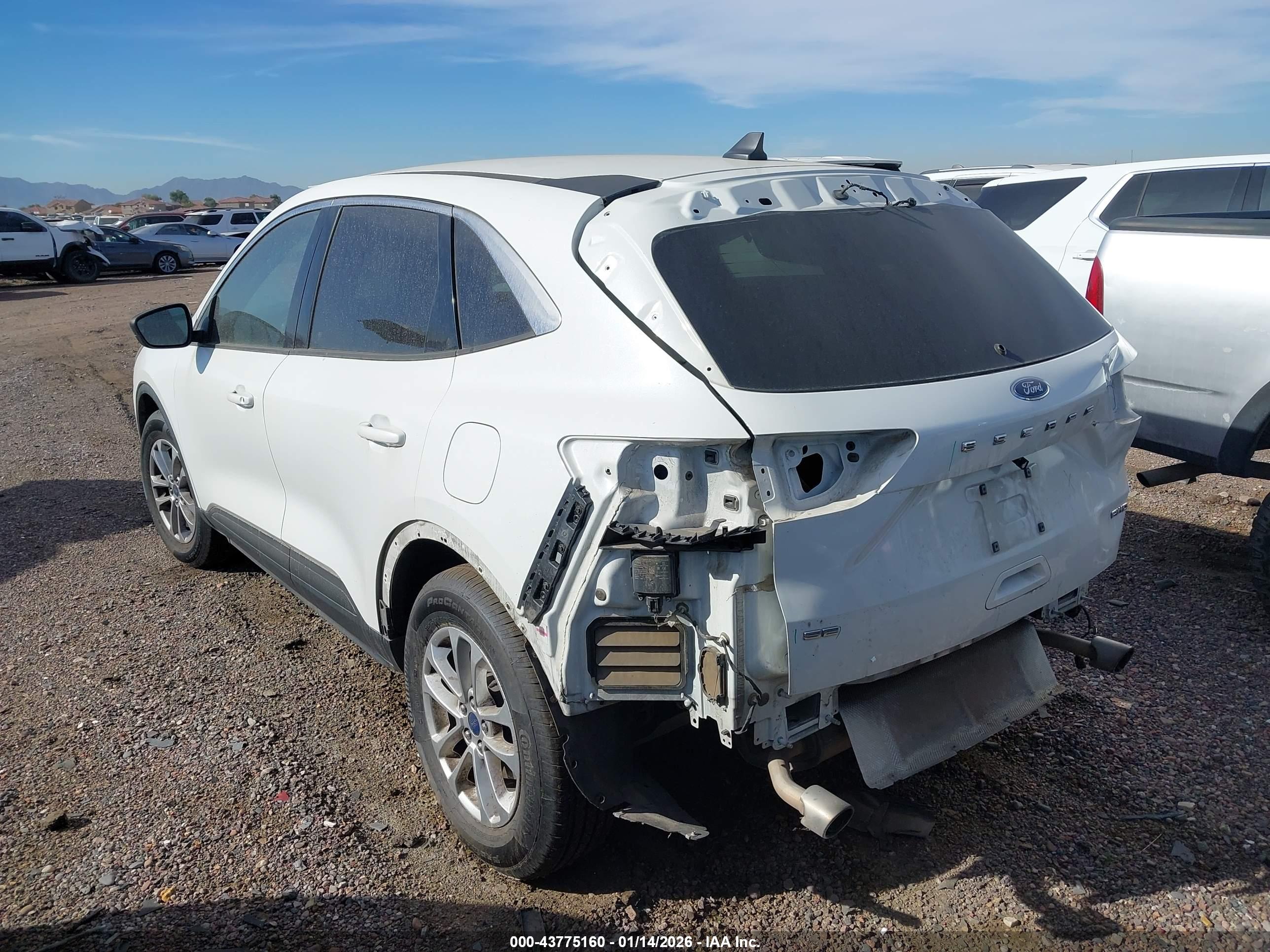 FORD ESCAPE image 3
