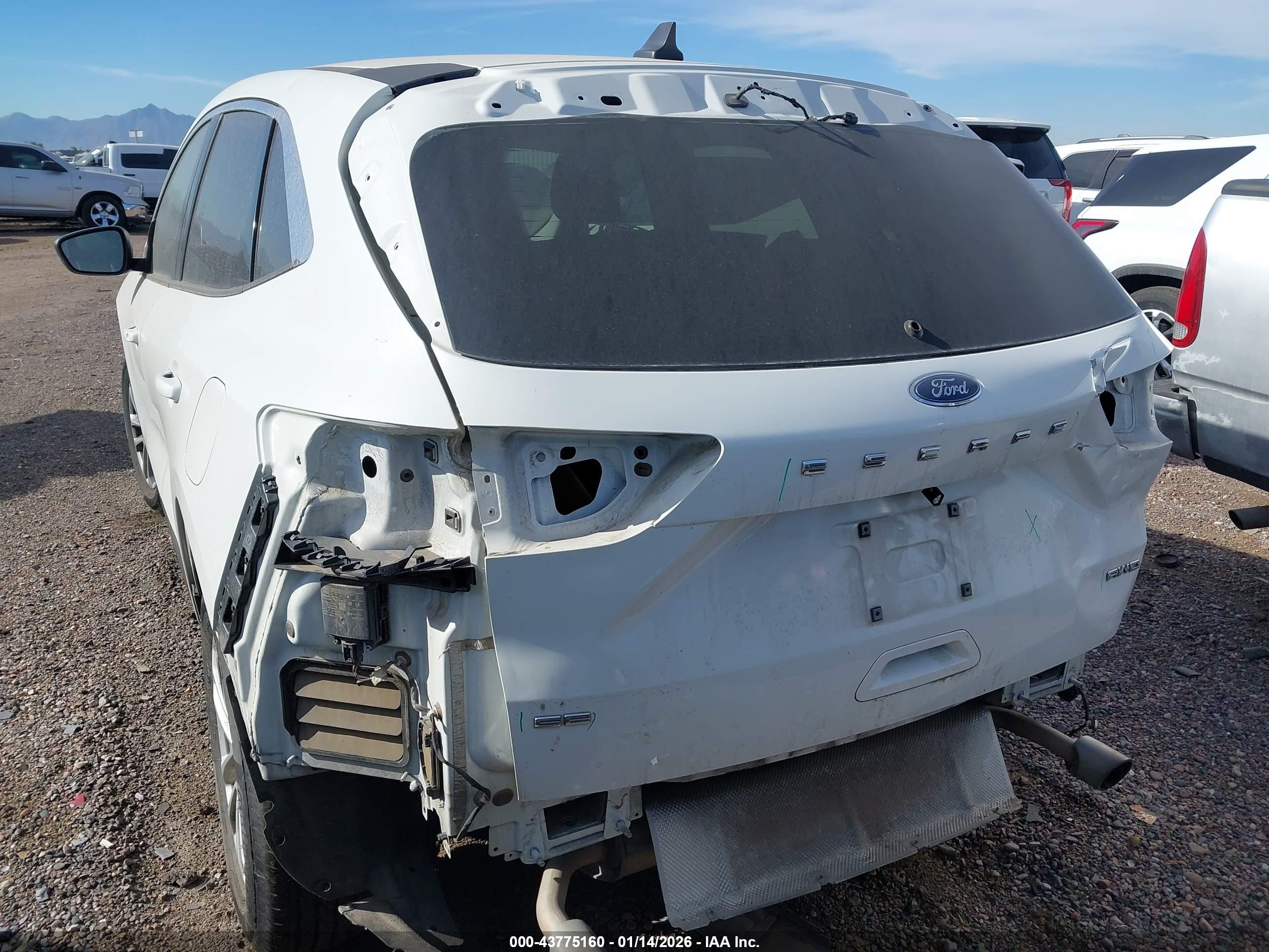 FORD ESCAPE image 6
