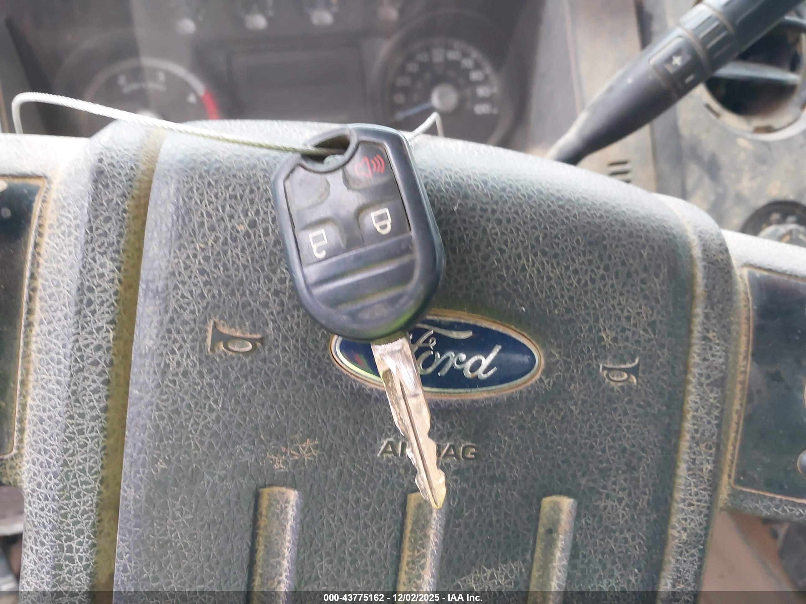 FORD F-350 image 11