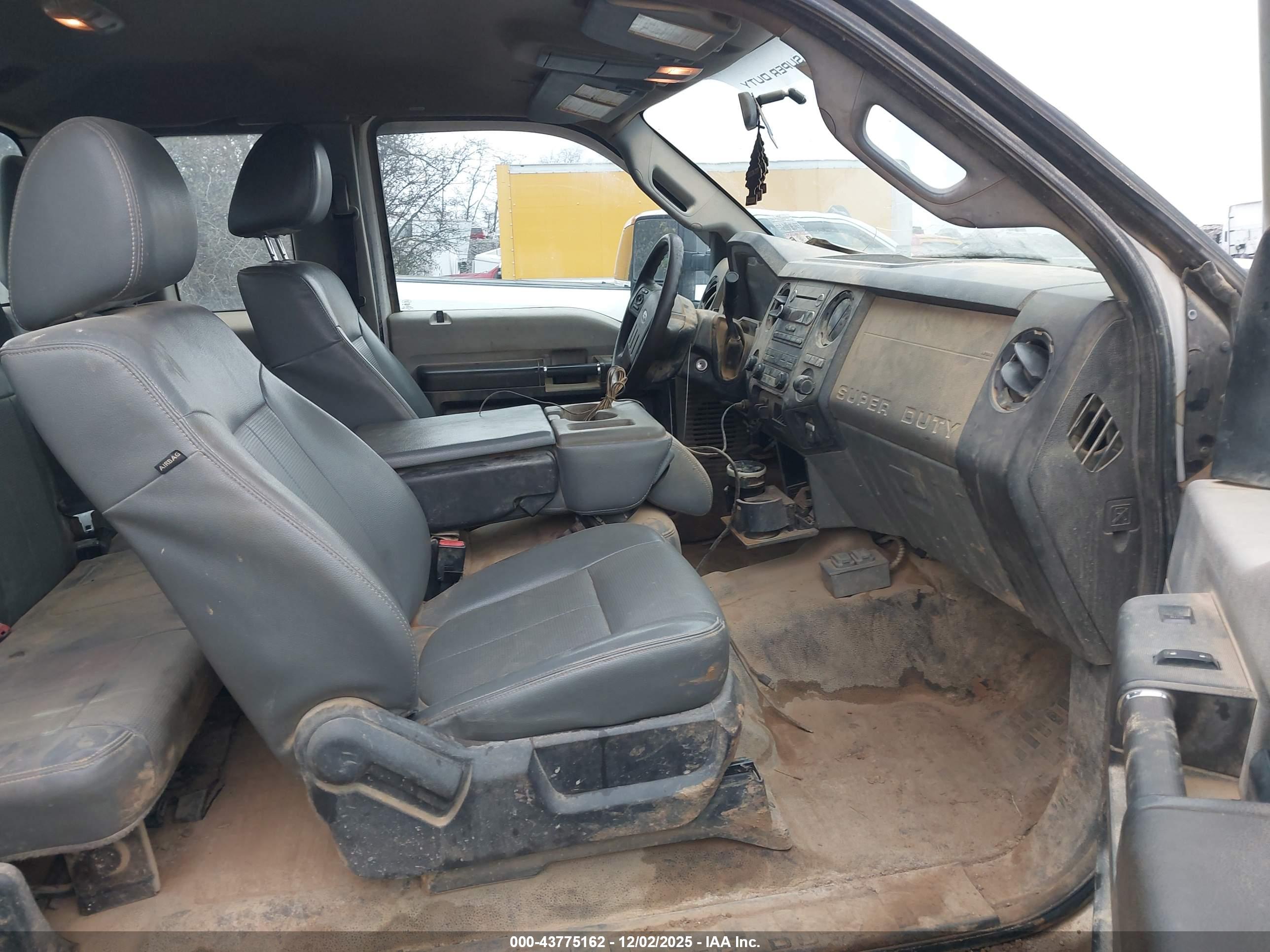 FORD F-350 image 7