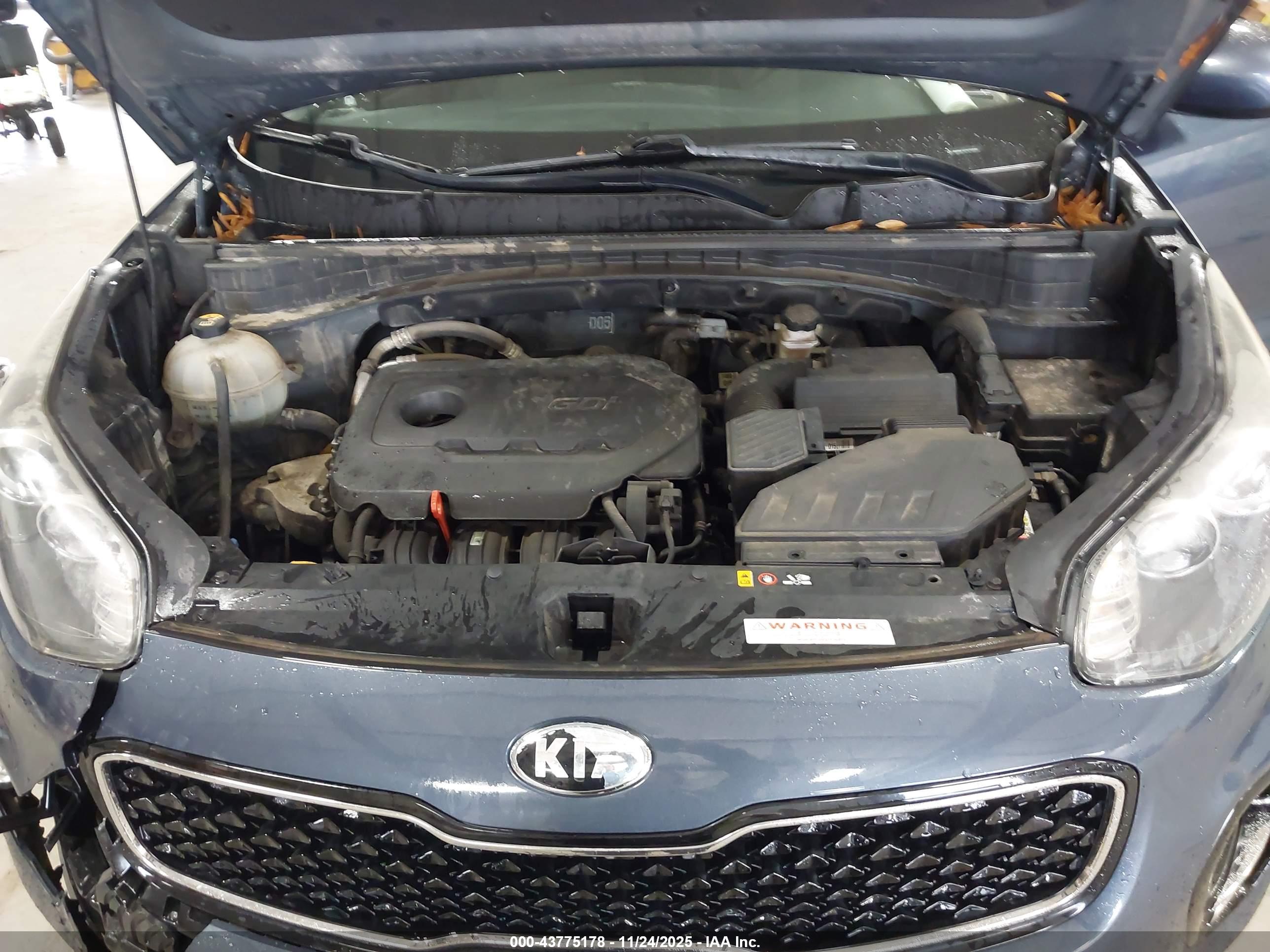KIA SPORTAGE image 10