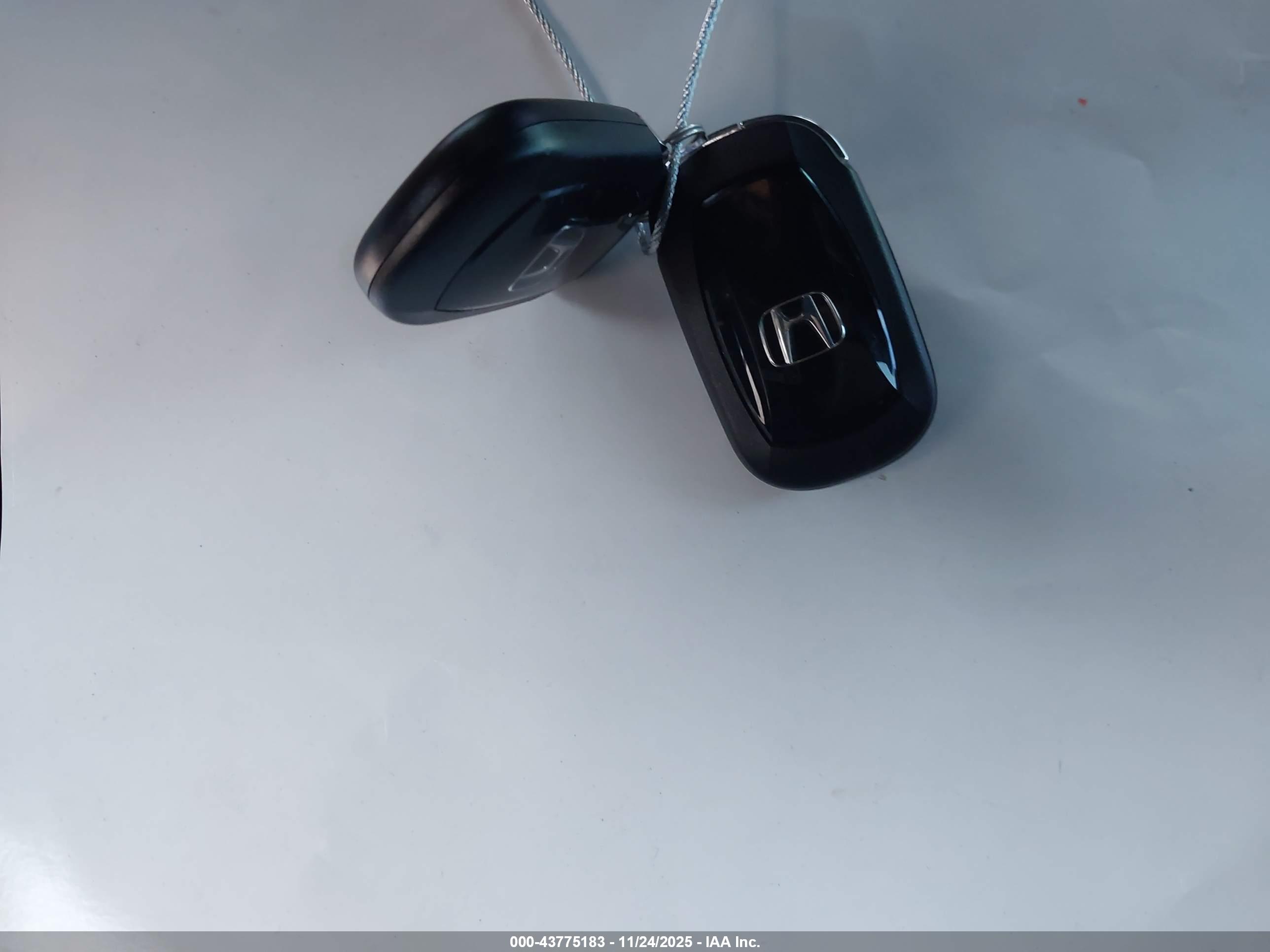 HONDA CIVIC image 11