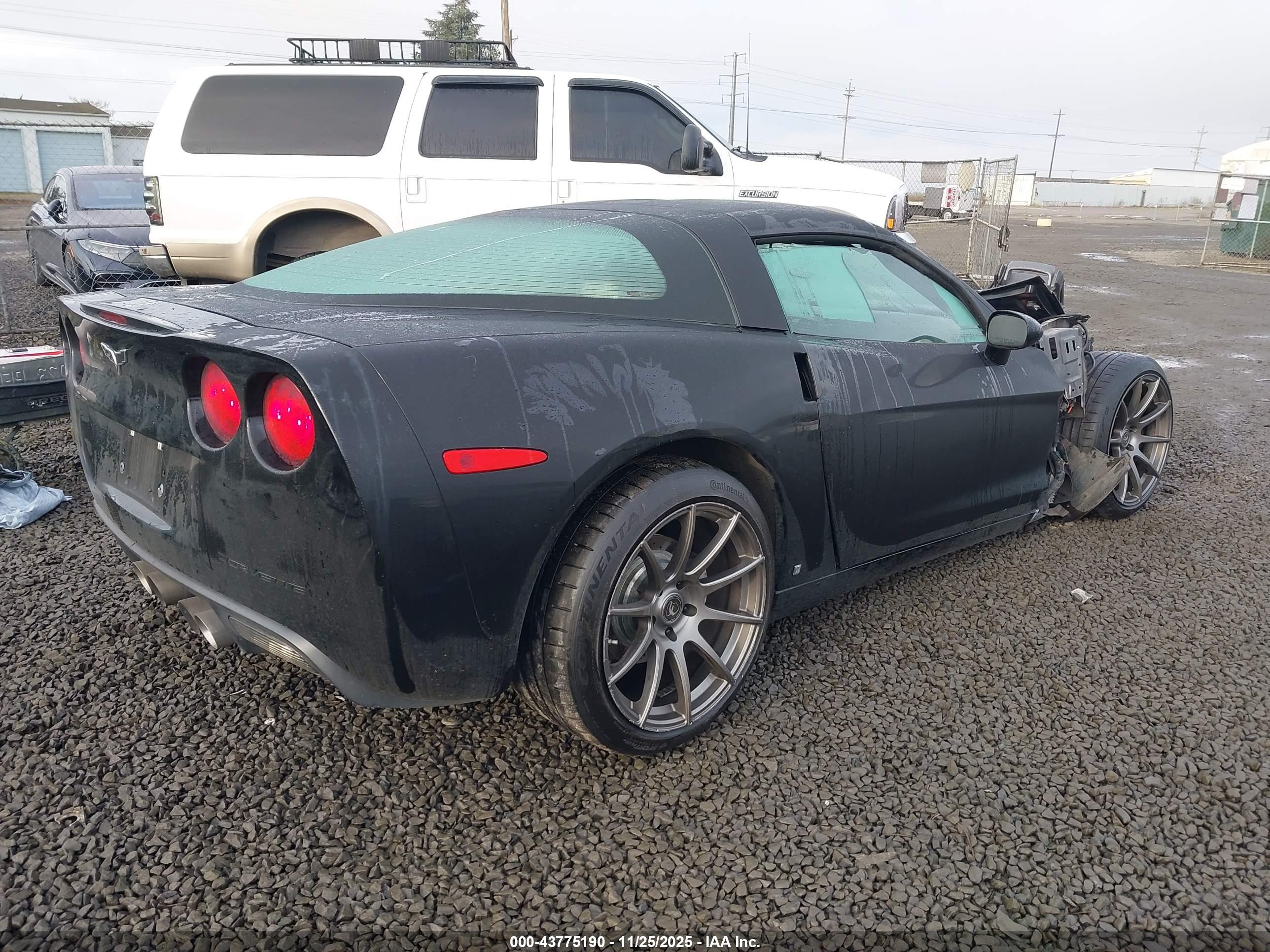 CHEVROLET CORVETTE image 4