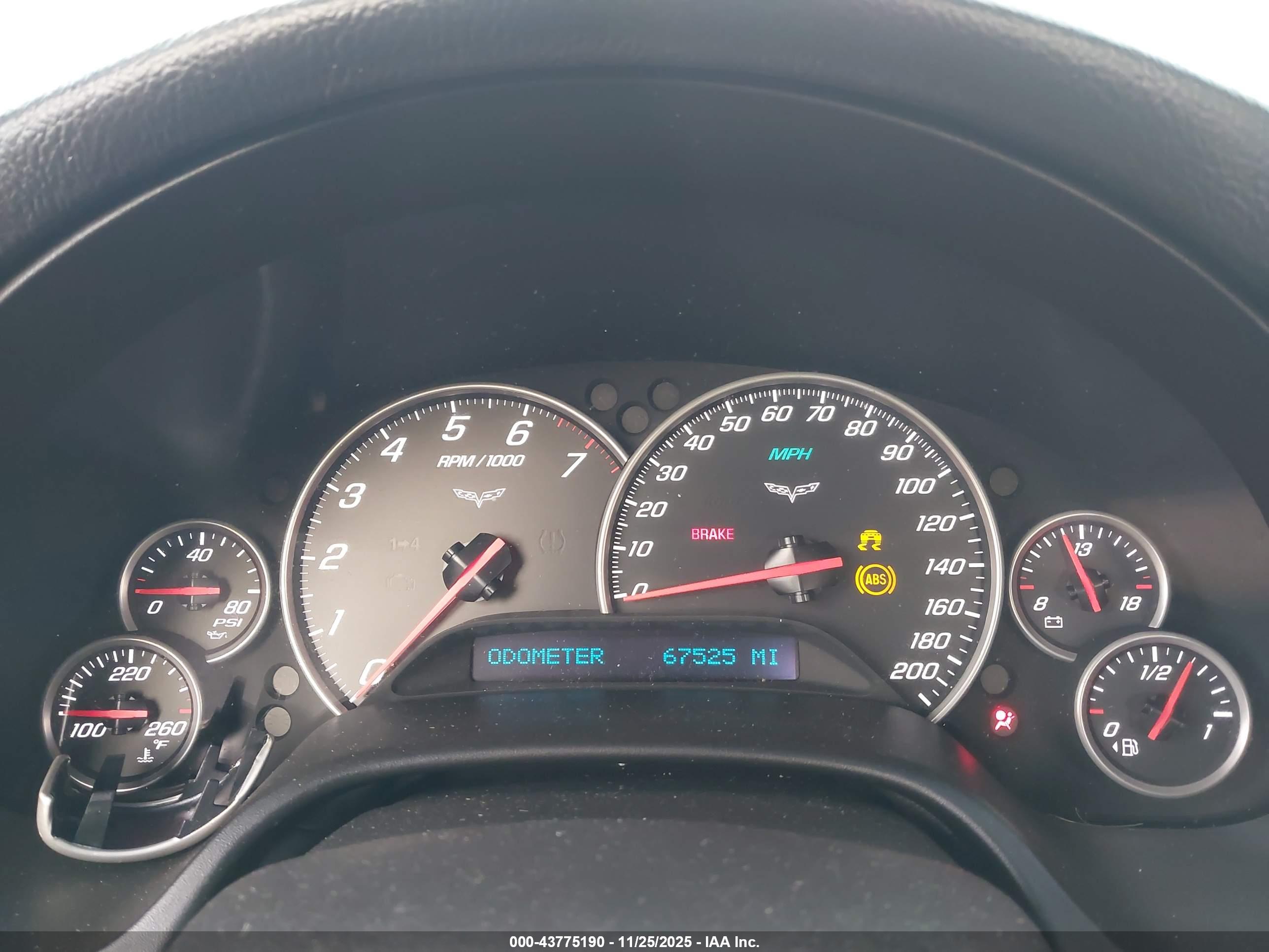 CHEVROLET CORVETTE image 7