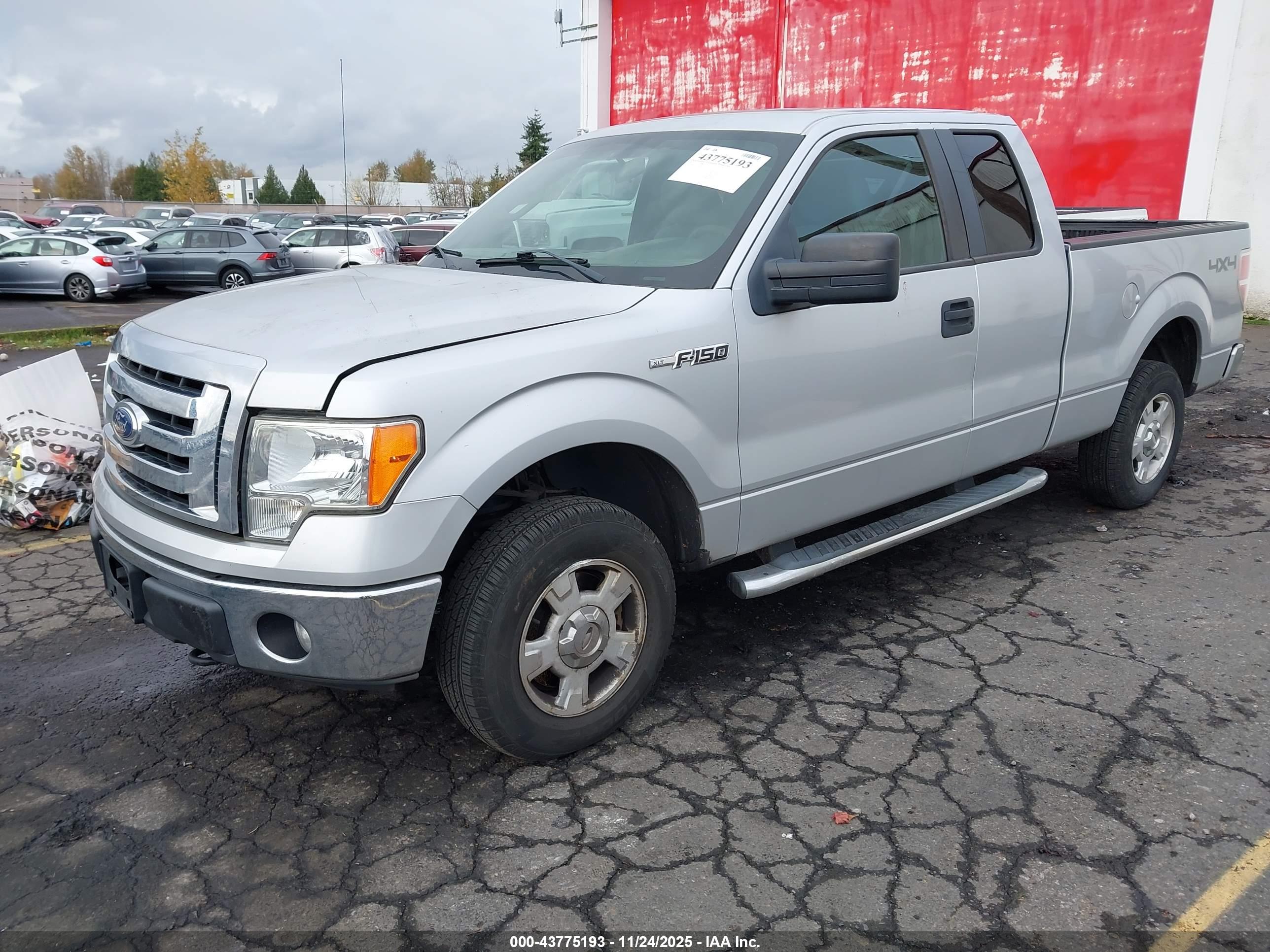 FORD F-150 image 2