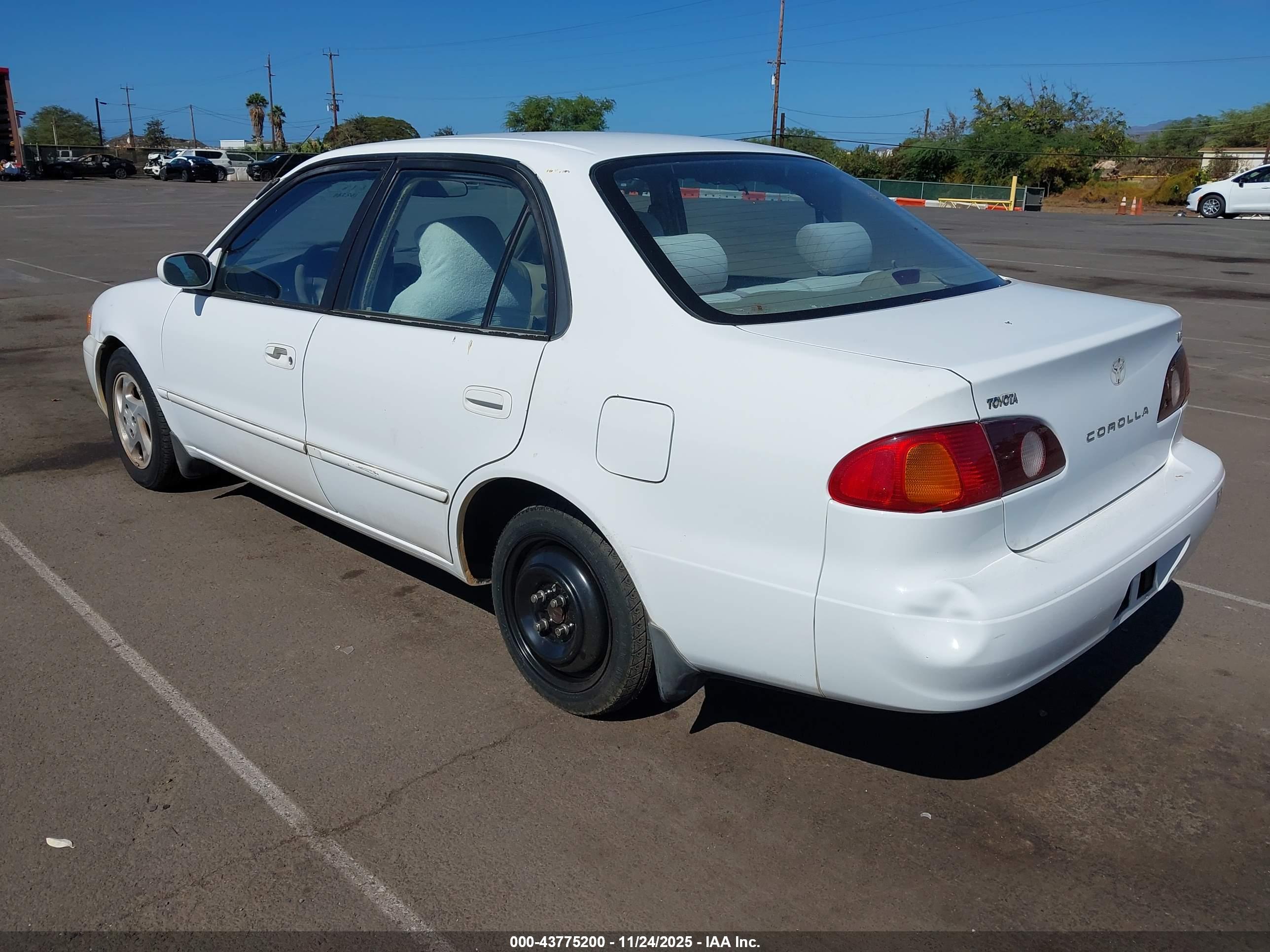 TOYOTA COROLLA image 3