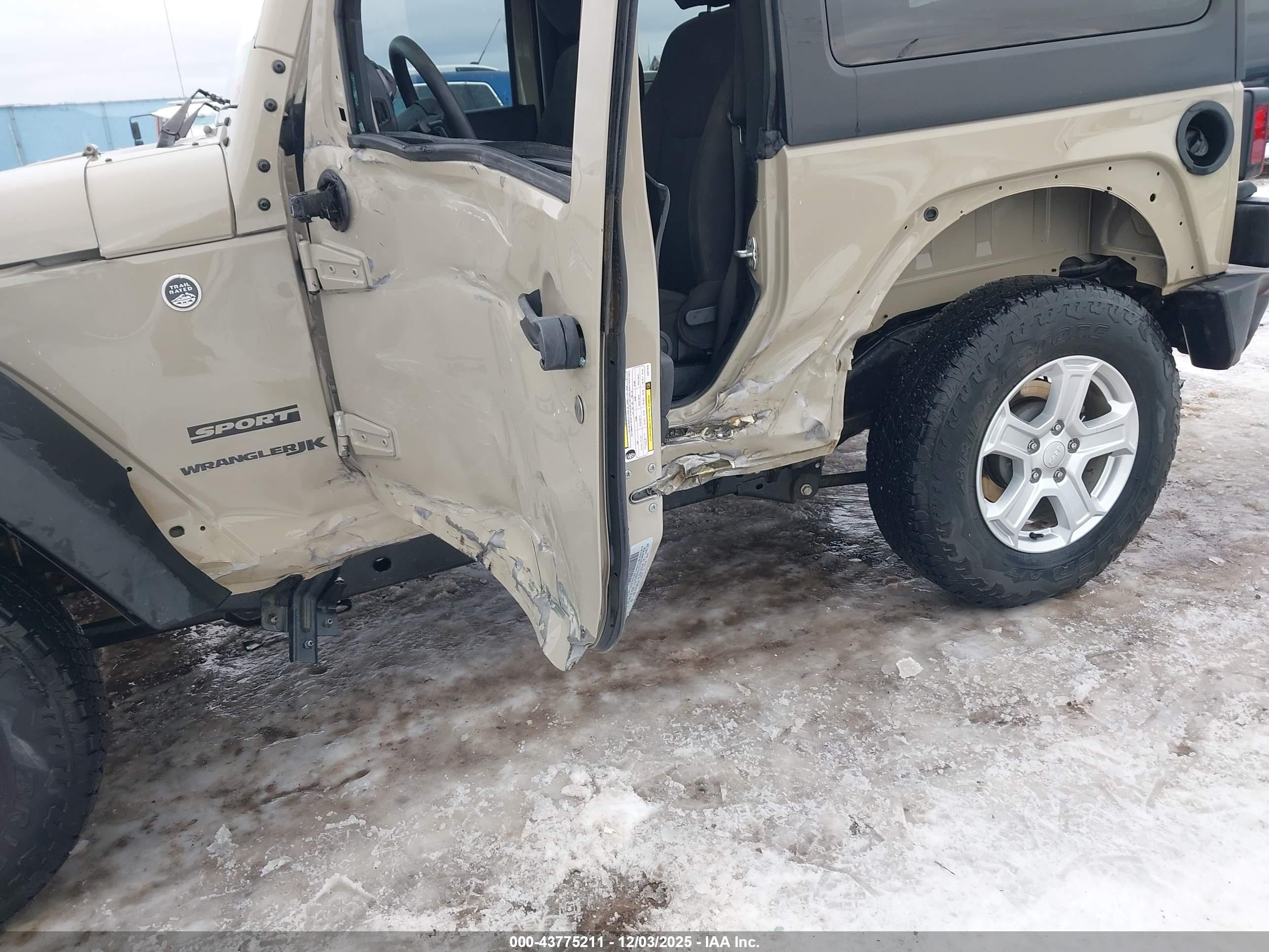 JEEP WRANGLER image 6