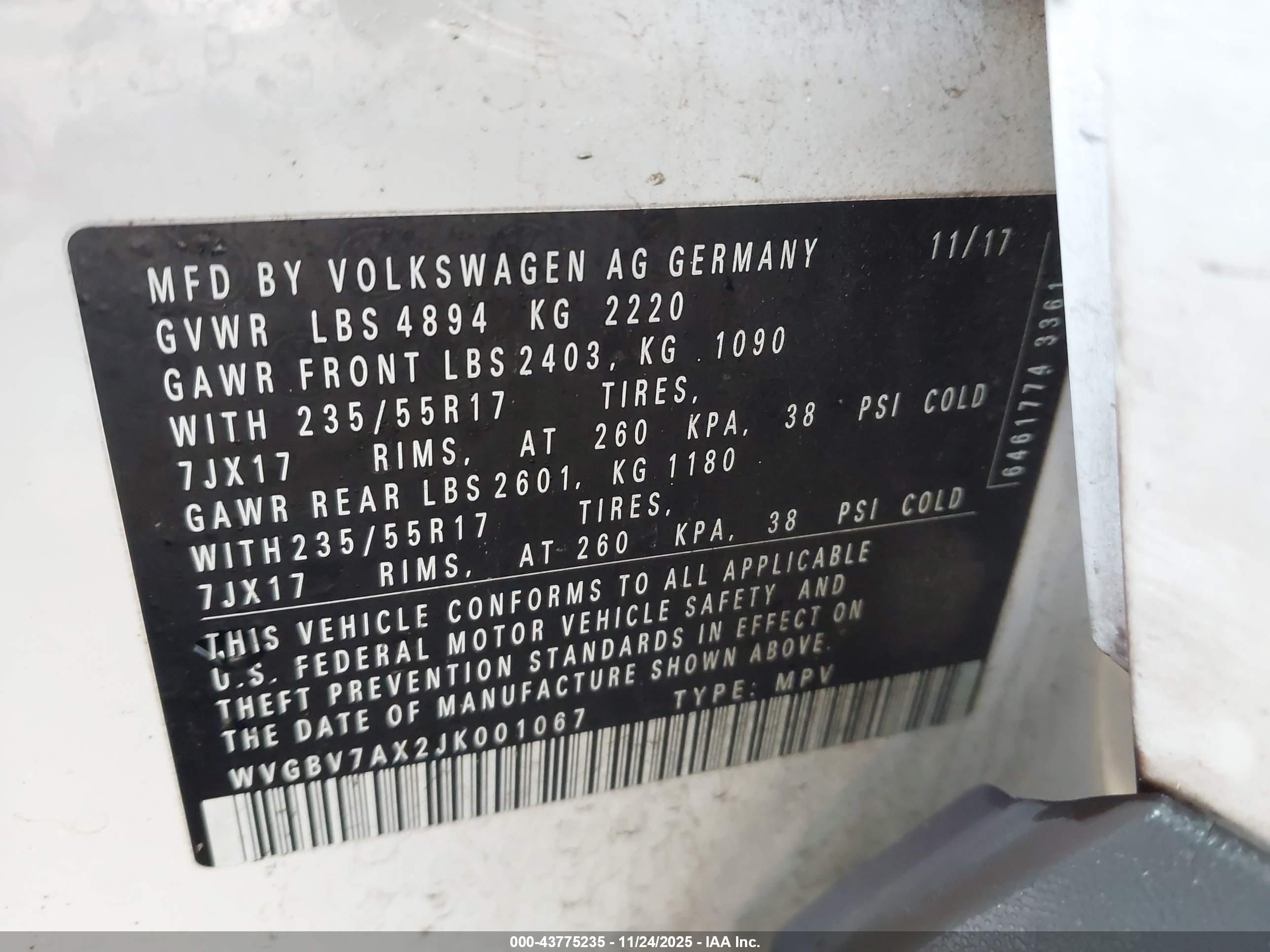 VOLKSWAGEN TIGUAN image 9