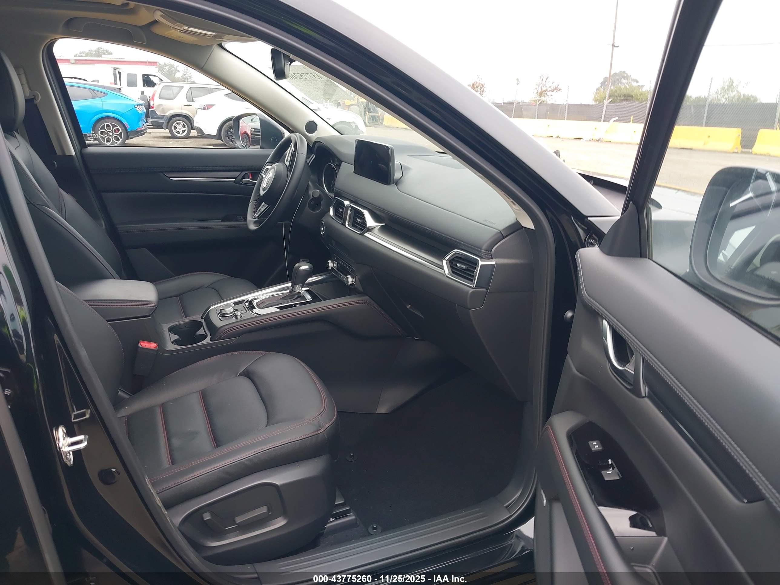 MAZDA CX-5 image 5