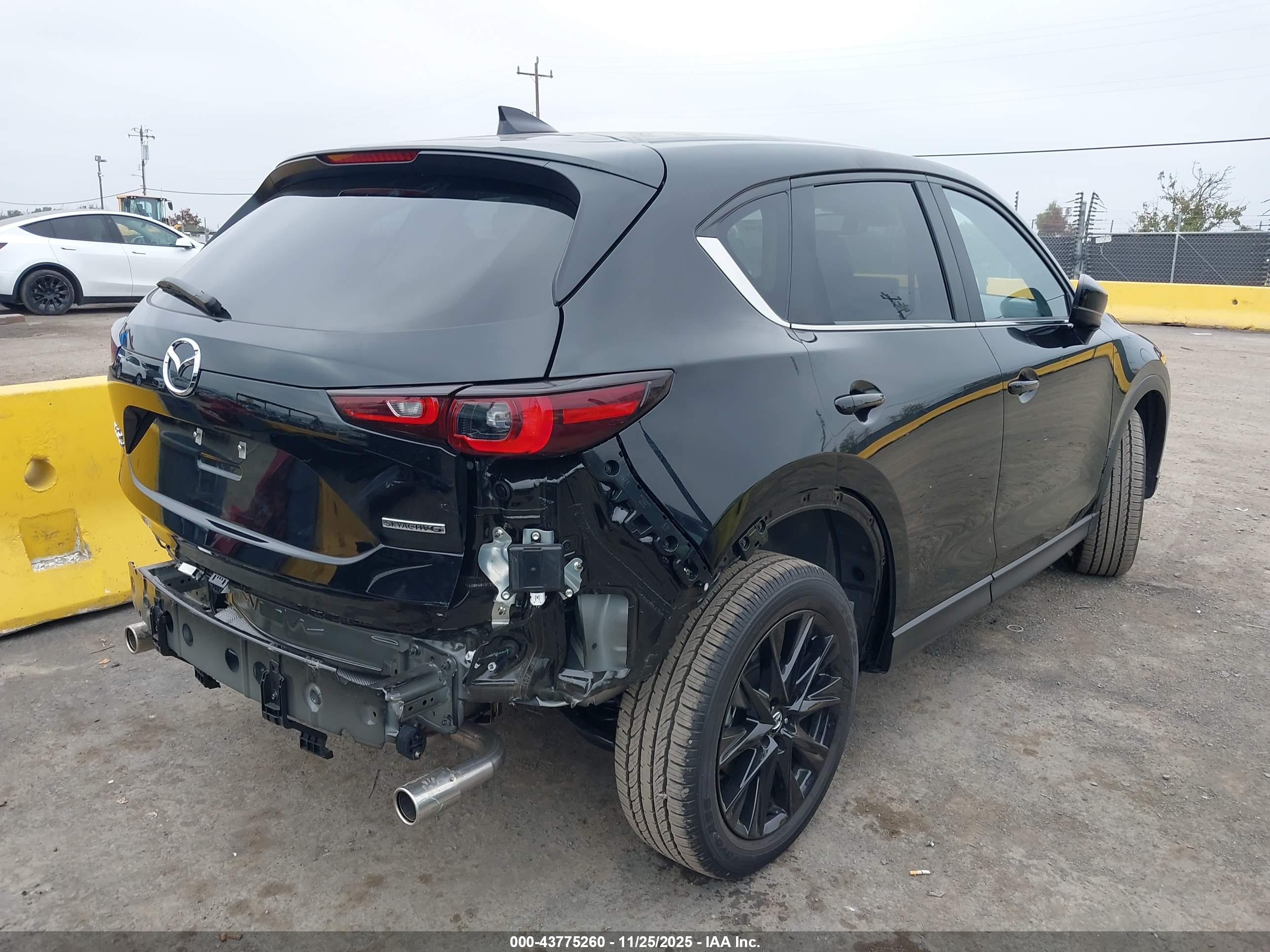 MAZDA CX-5 image 6