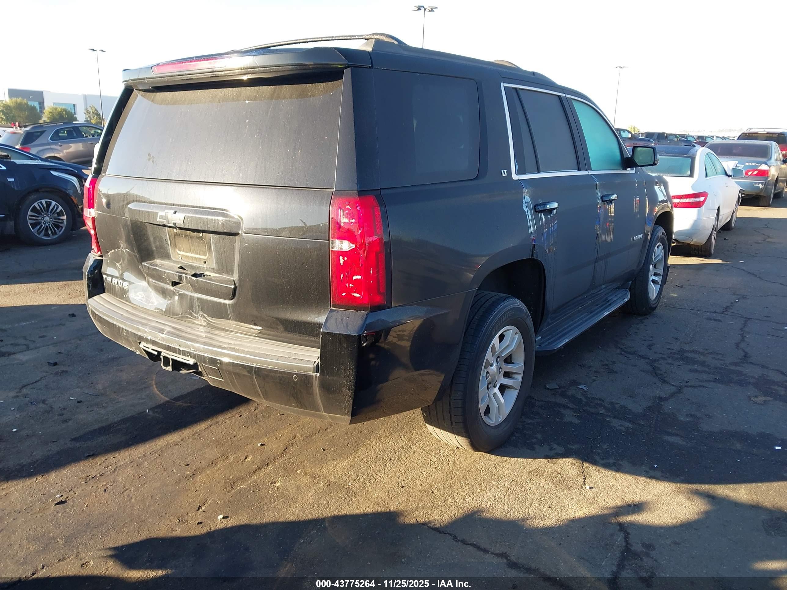 CHEVROLET TAHOE image 4