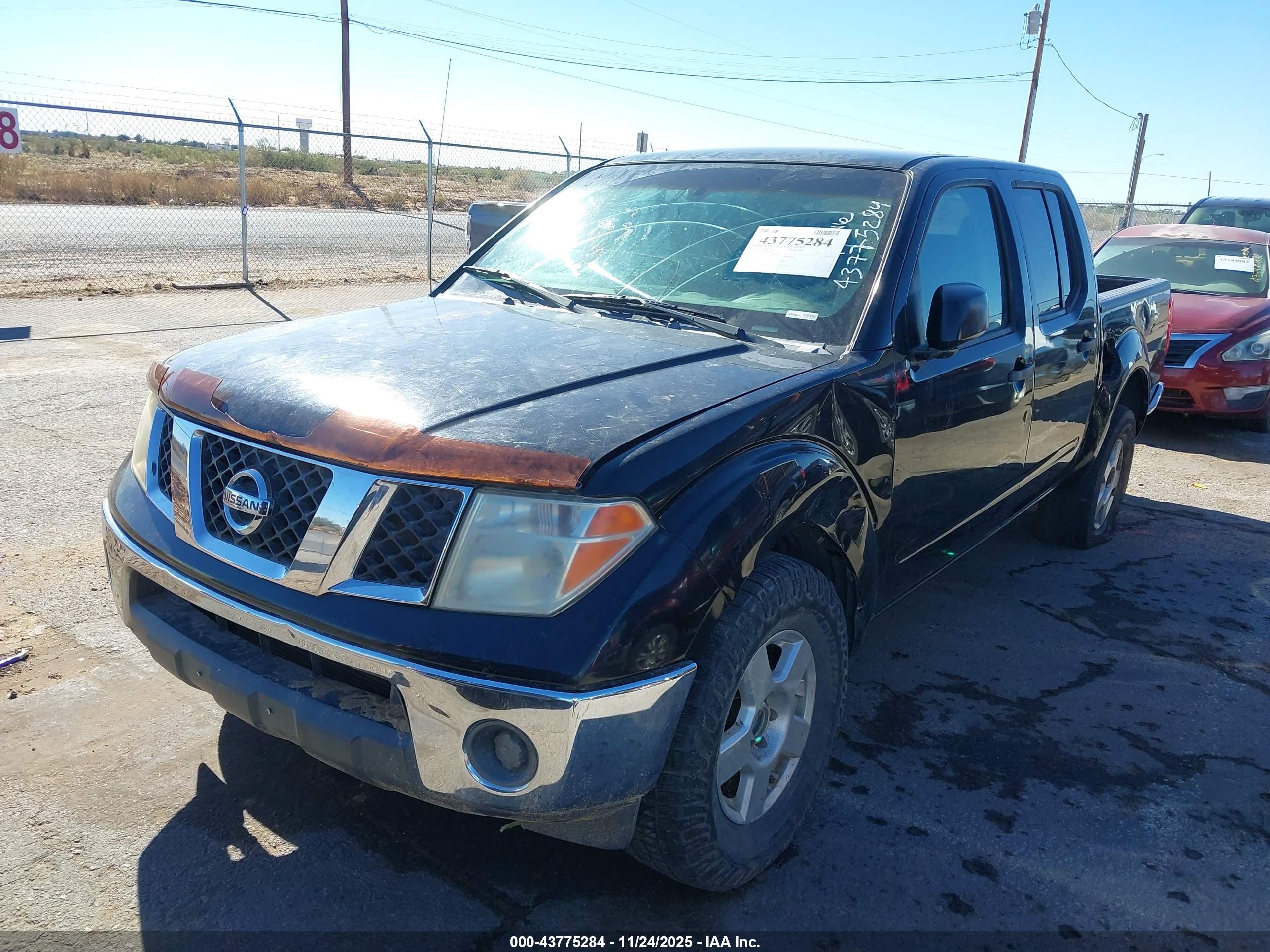 NISSAN FRONTIER image 2