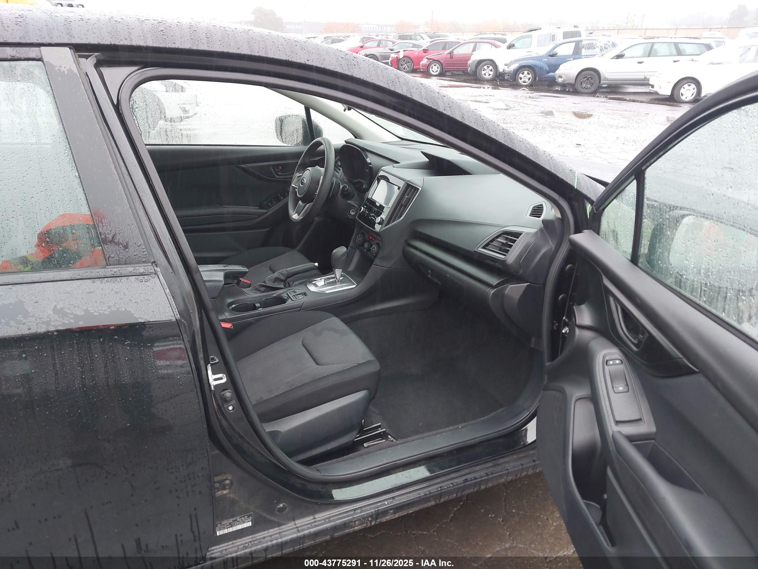 SUBARU IMPREZA image 5