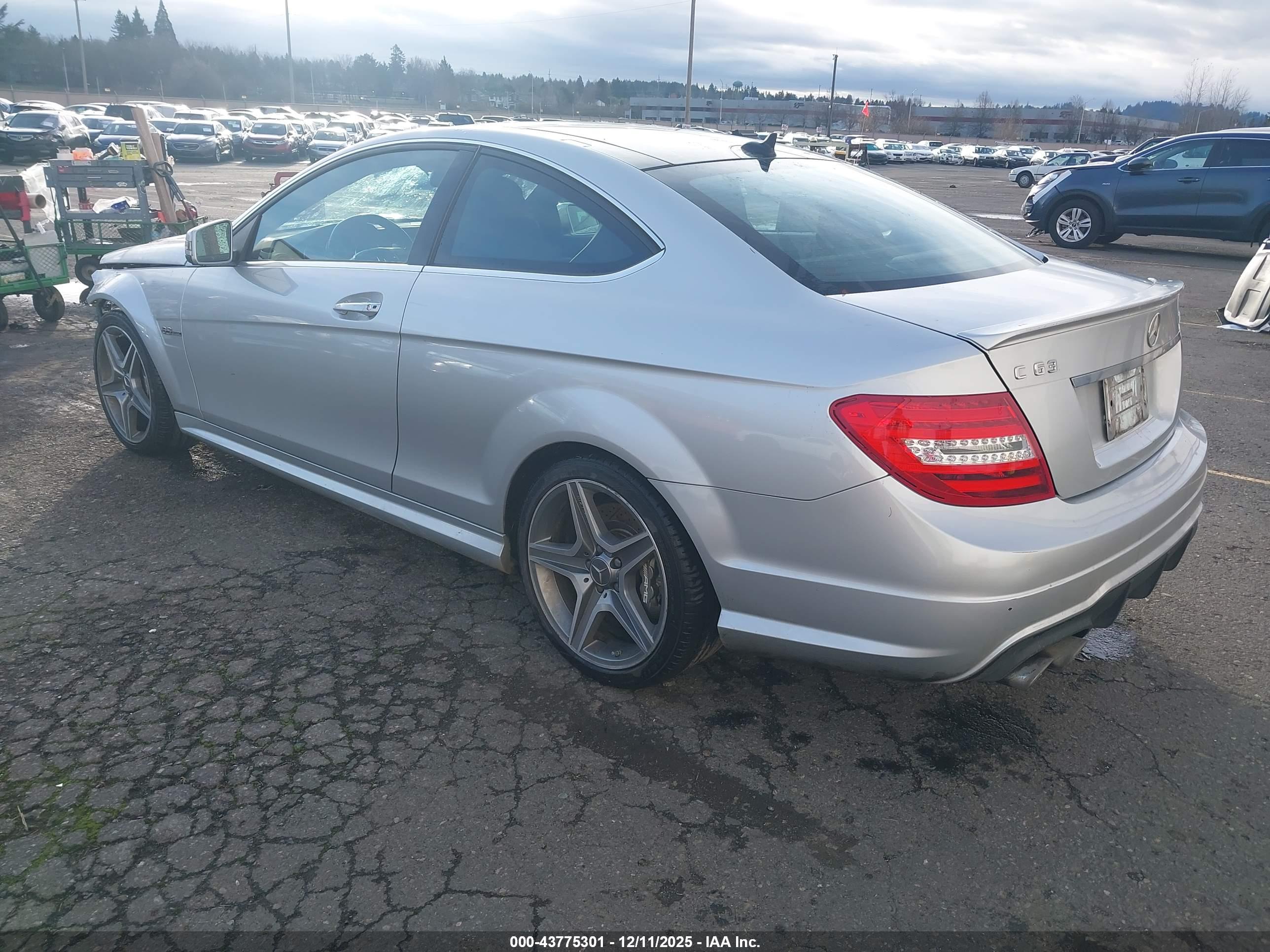MERCEDES-BENZ C image 3