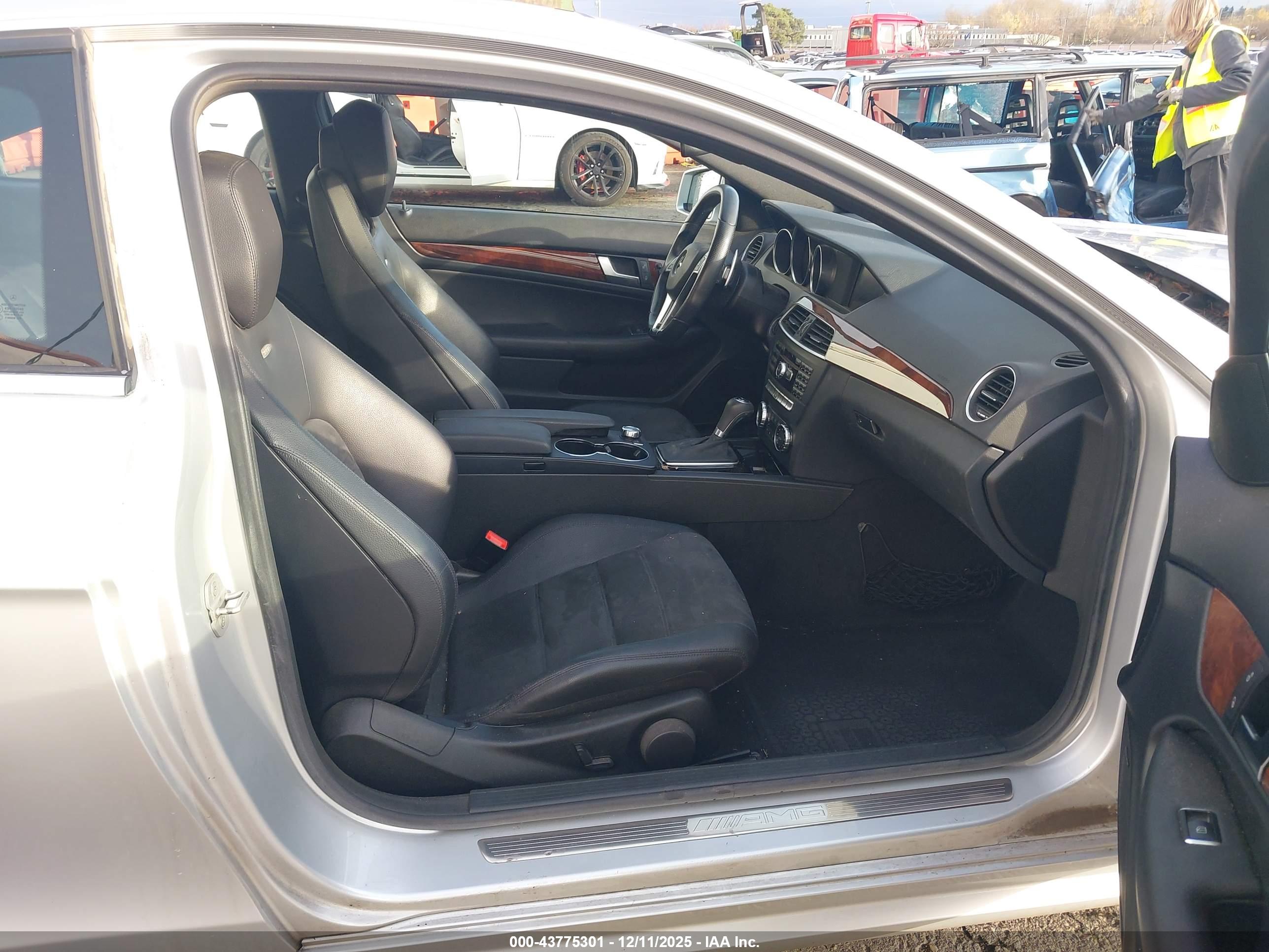 MERCEDES-BENZ C image 5