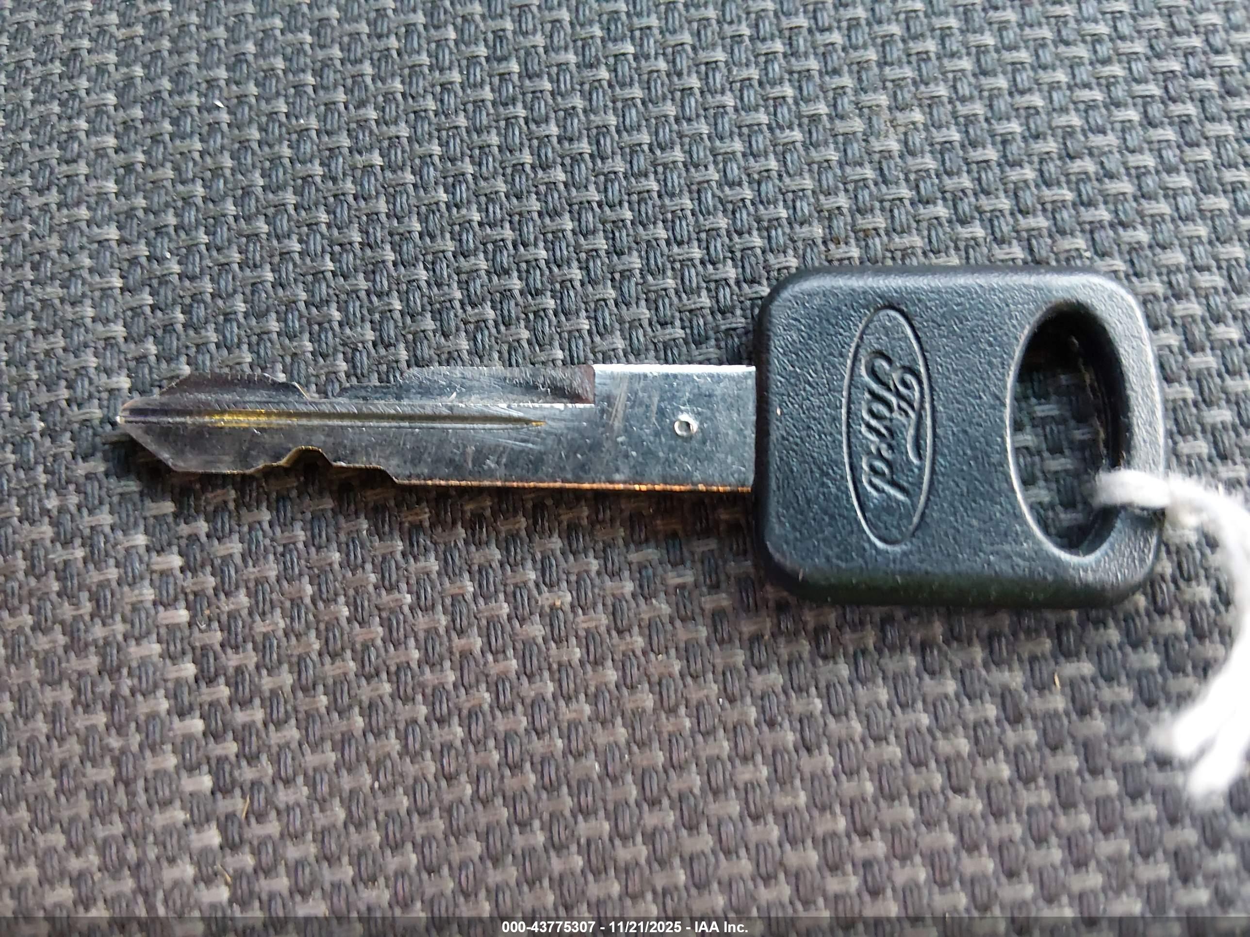FORD UTILITY image 11
