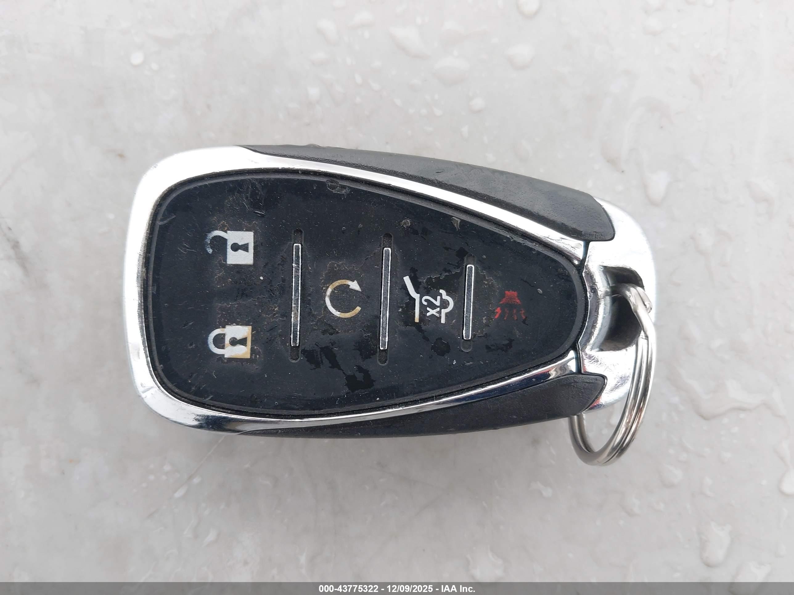 CHEVROLET TRAVERSE image 11