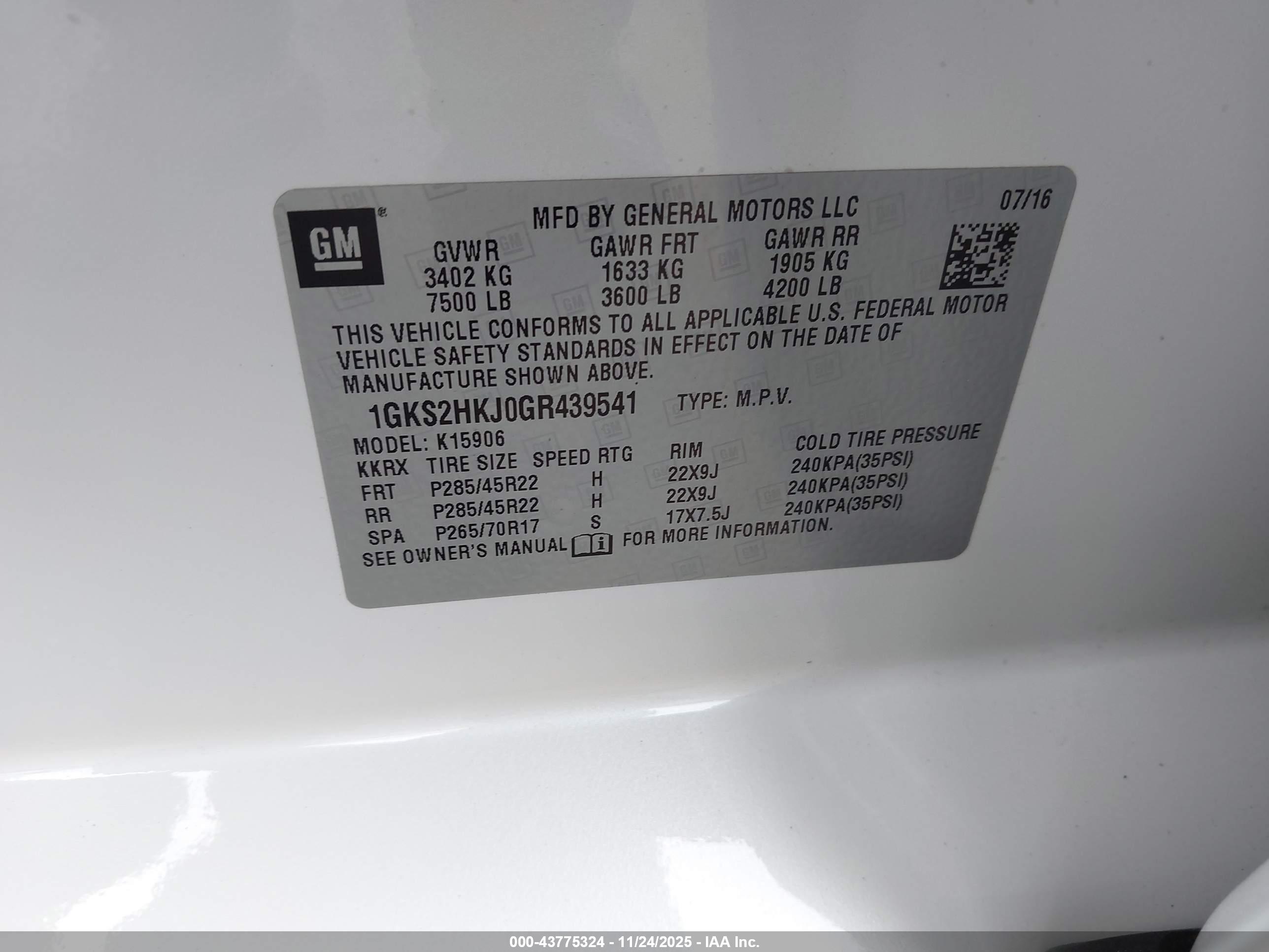 GMC YUKON image 9