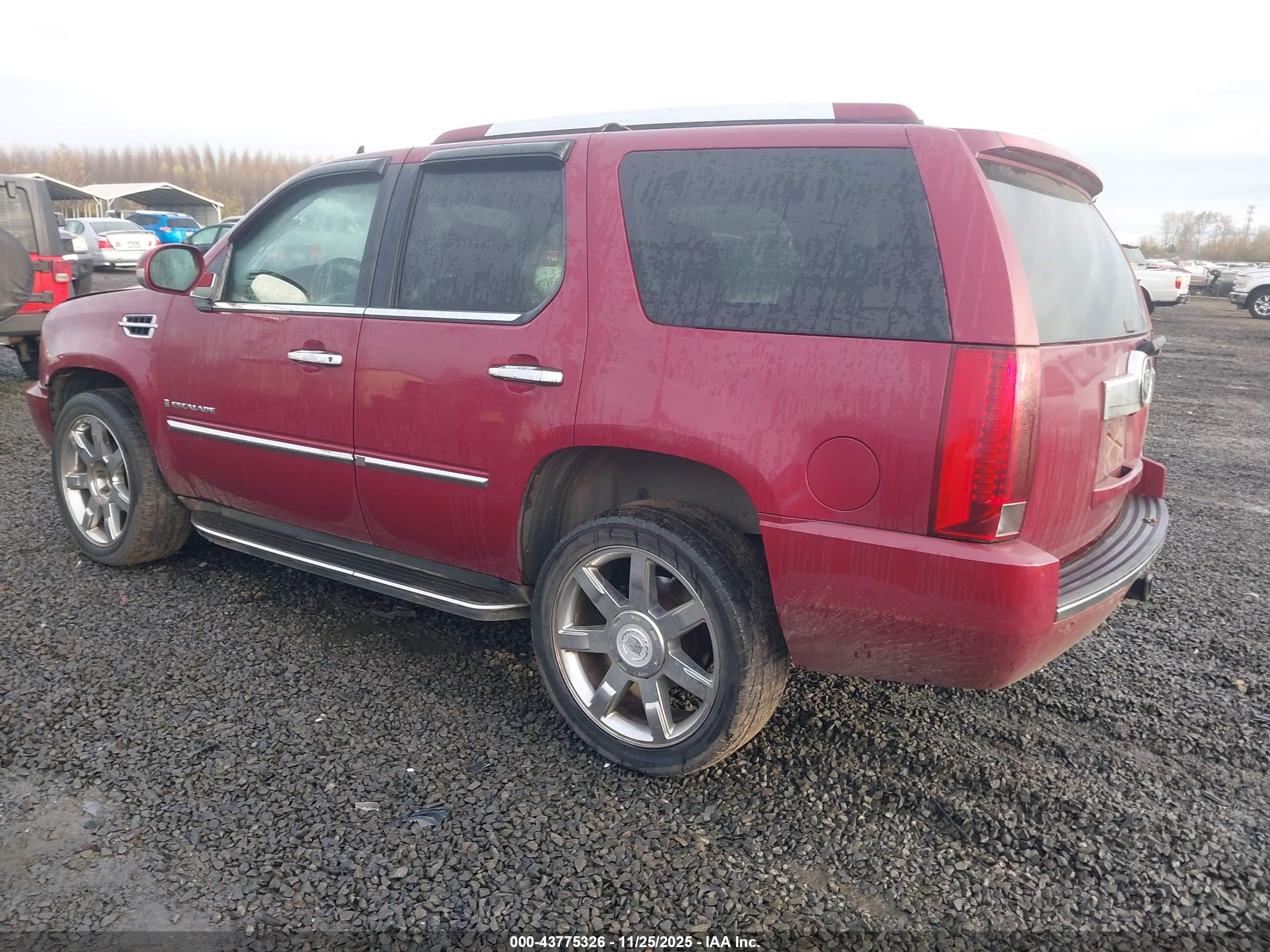 CADILLAC ESCALADE image 3