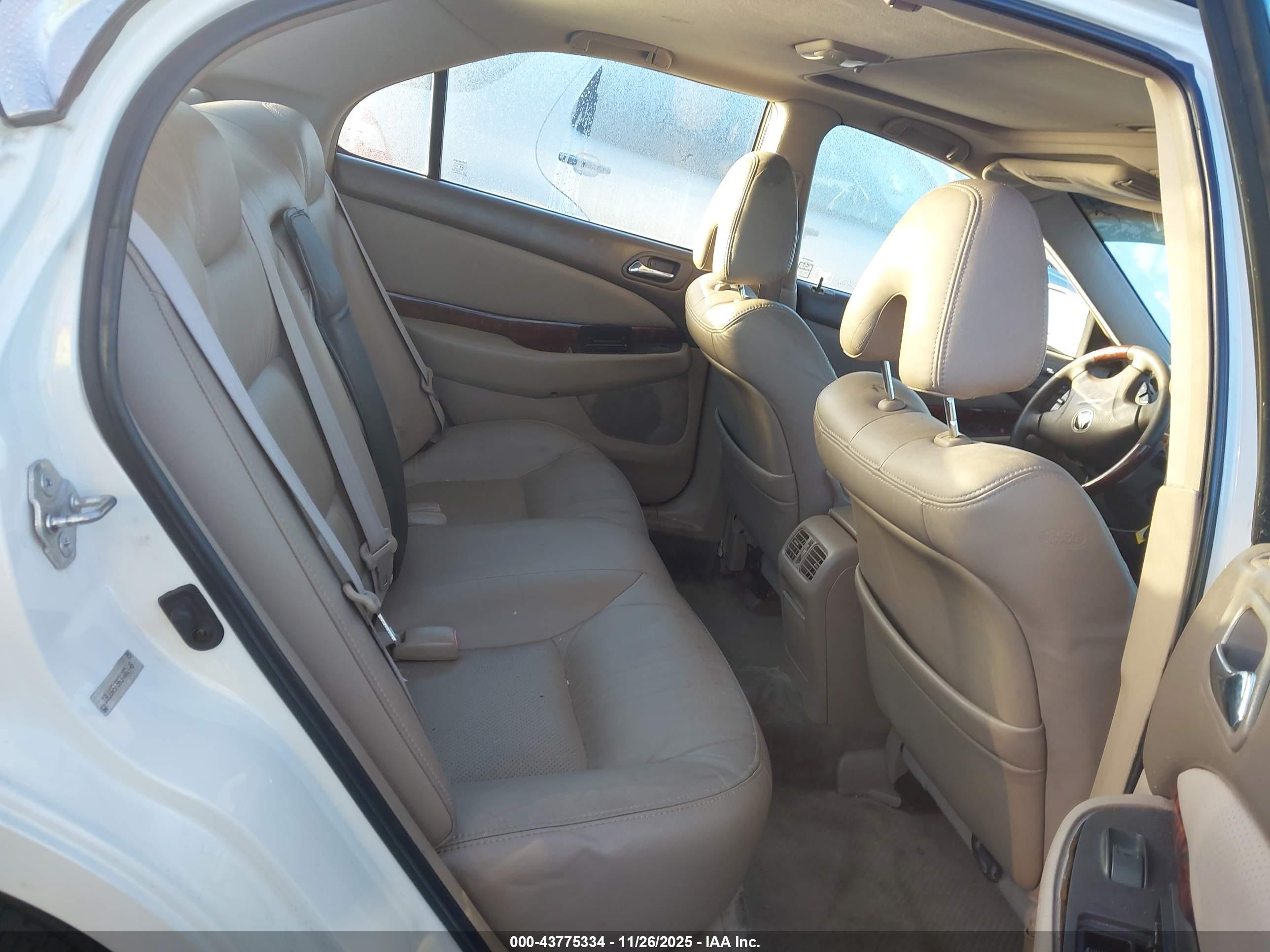ACURA TL image 8