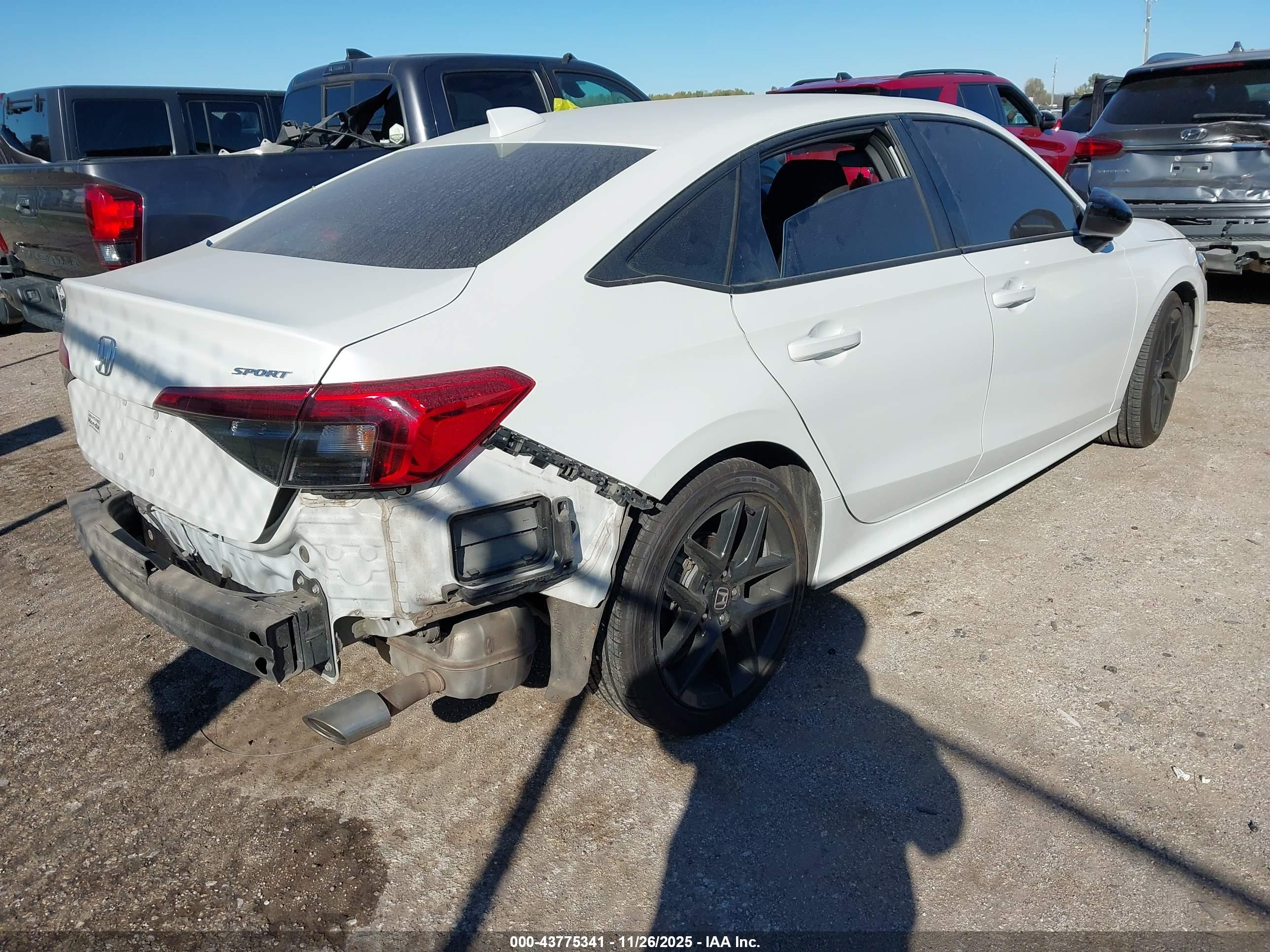 HONDA CIVIC image 4