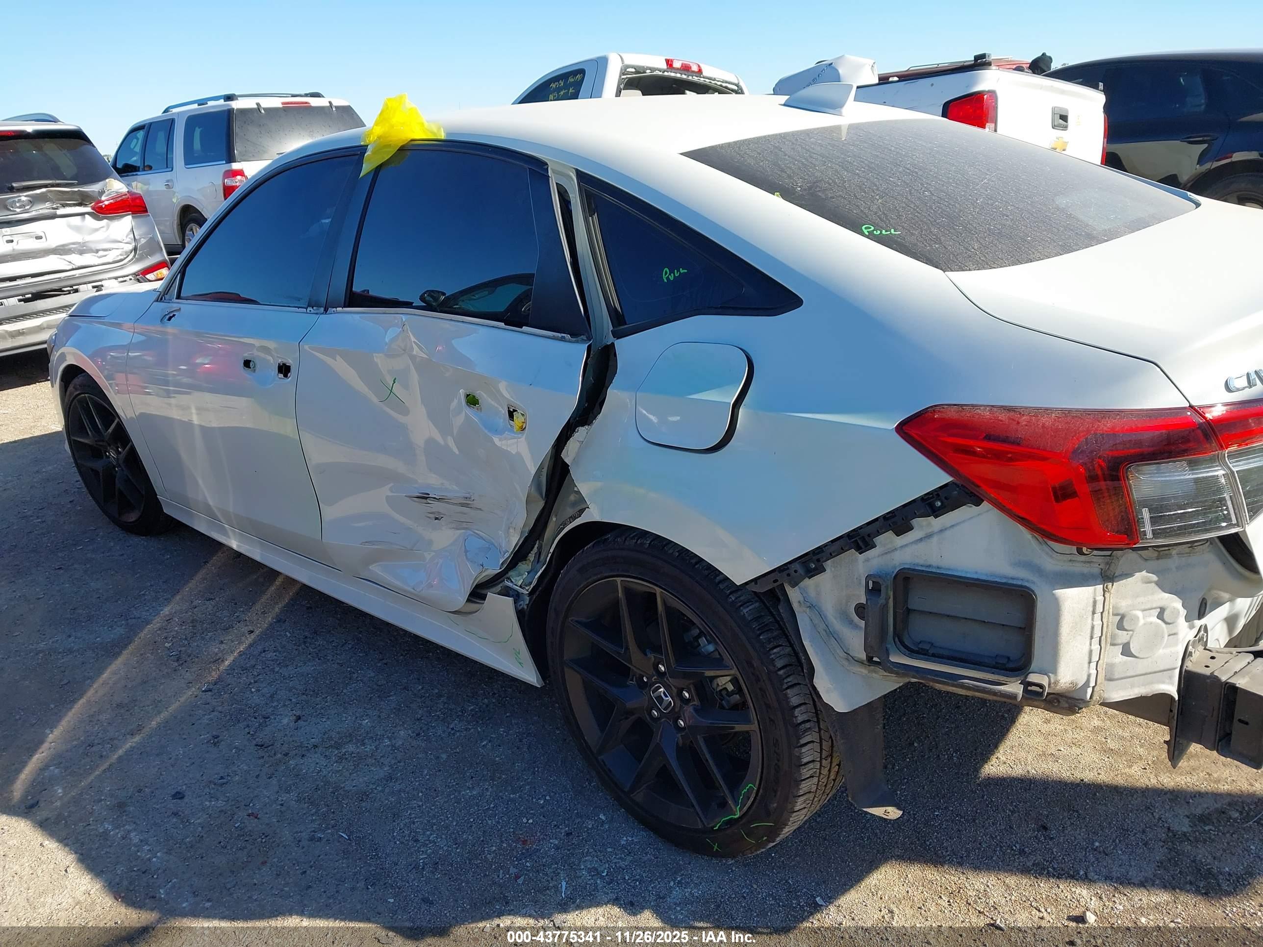 HONDA CIVIC image 6