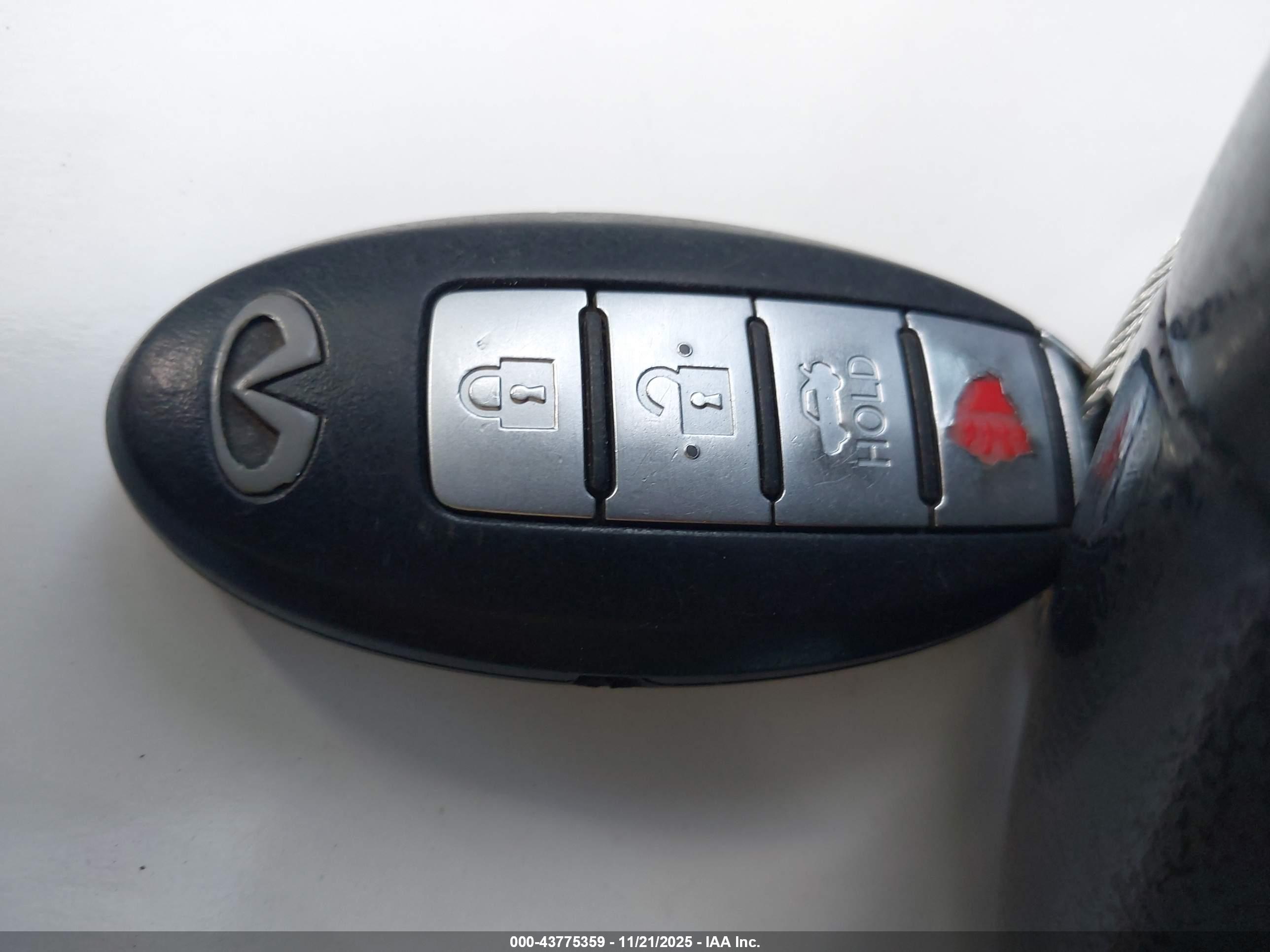 INFINITI G37X image 11