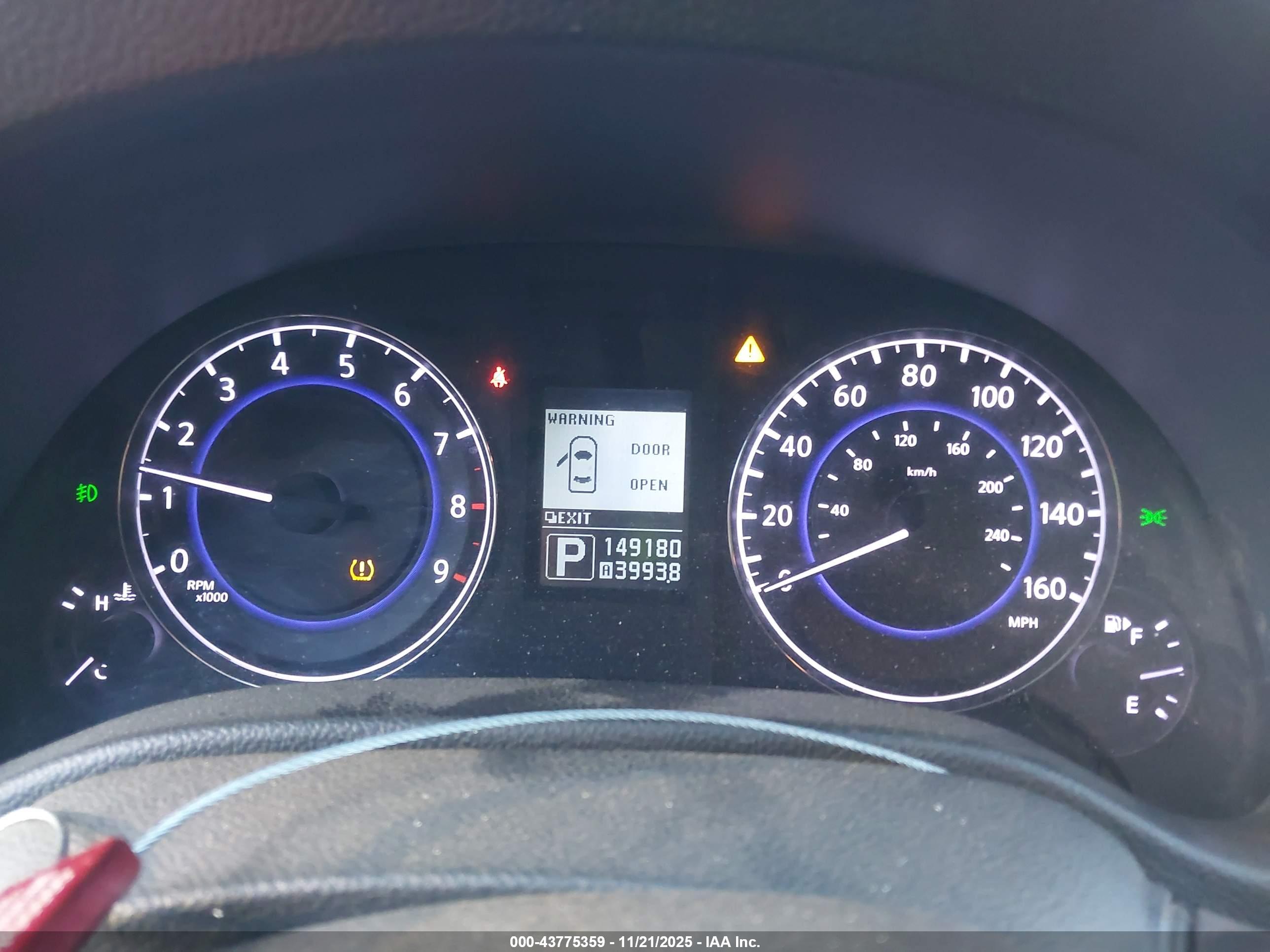 INFINITI G37X image 7